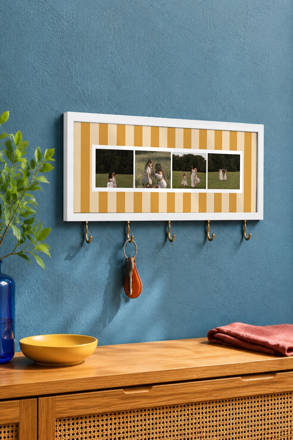 Kişiye Özel Tablo Anahtarlık, Photobooth Stili Beyaz Fotoğraf Çerçevesi, Vintage Duvar Dekoru