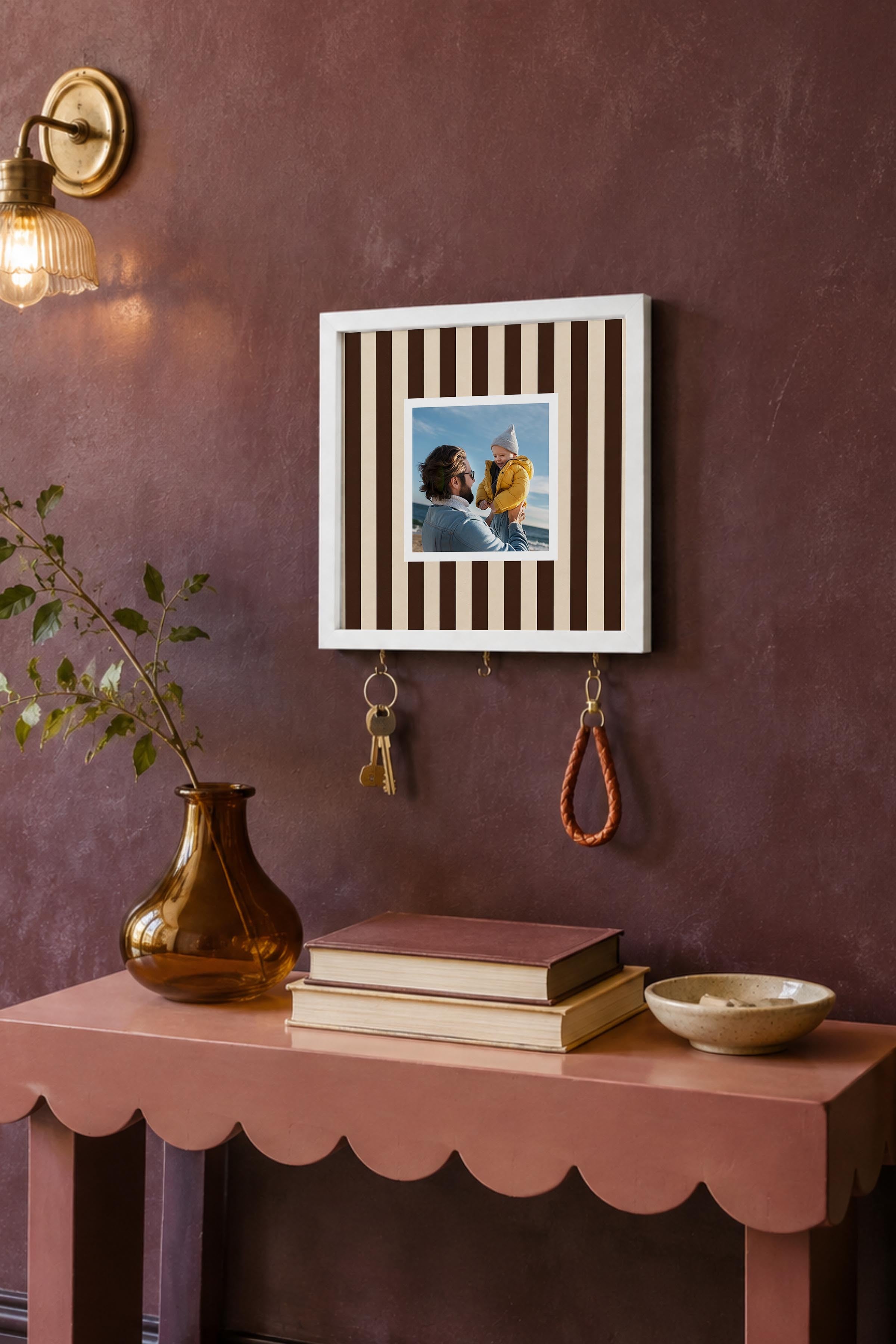 Kişiye Özel Tablo Anahtarlık, Photobooth Stili Beyaz Fotoğraf Çerçevesi, Vintage Duvar Dekoru