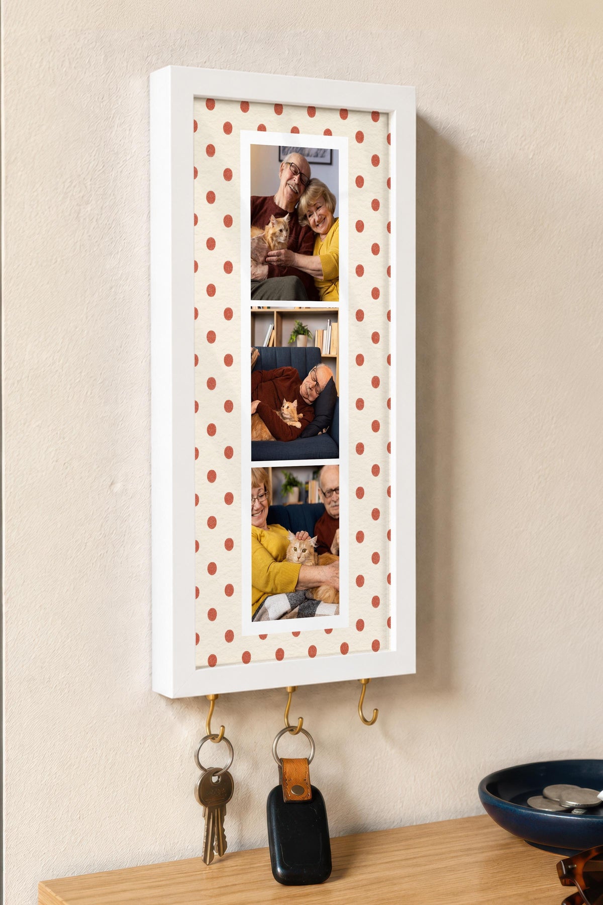 Kişiye Özel Tablo Anahtarlık, Photobooth Stili Beyaz Fotoğraf Çerçevesi, Vintage Duvar Dekoru