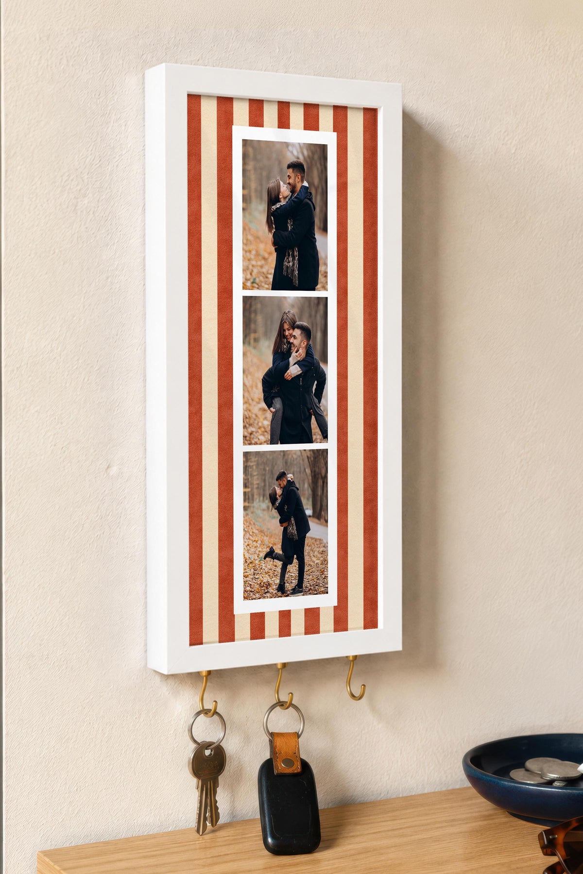 Kişiye Özel Tablo Anahtarlık, Photobooth Stili Beyaz Fotoğraf Çerçevesi, Vintage Duvar Dekoru