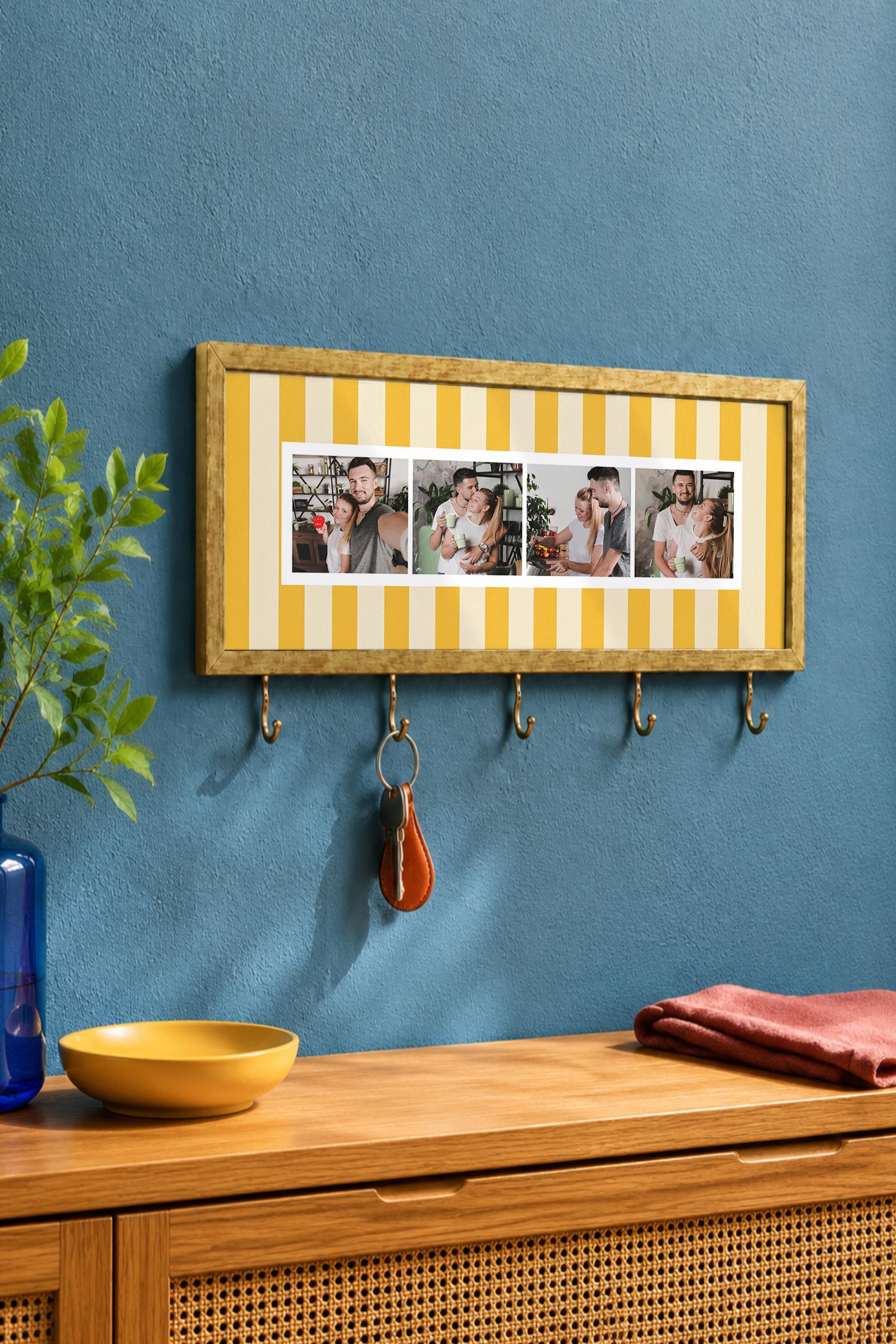 Kişiye Özel Tablo Anahtarlık, Photobooth Stili Gold Fotoğraf Çerçevesi, Vintage Duvar Dekoru