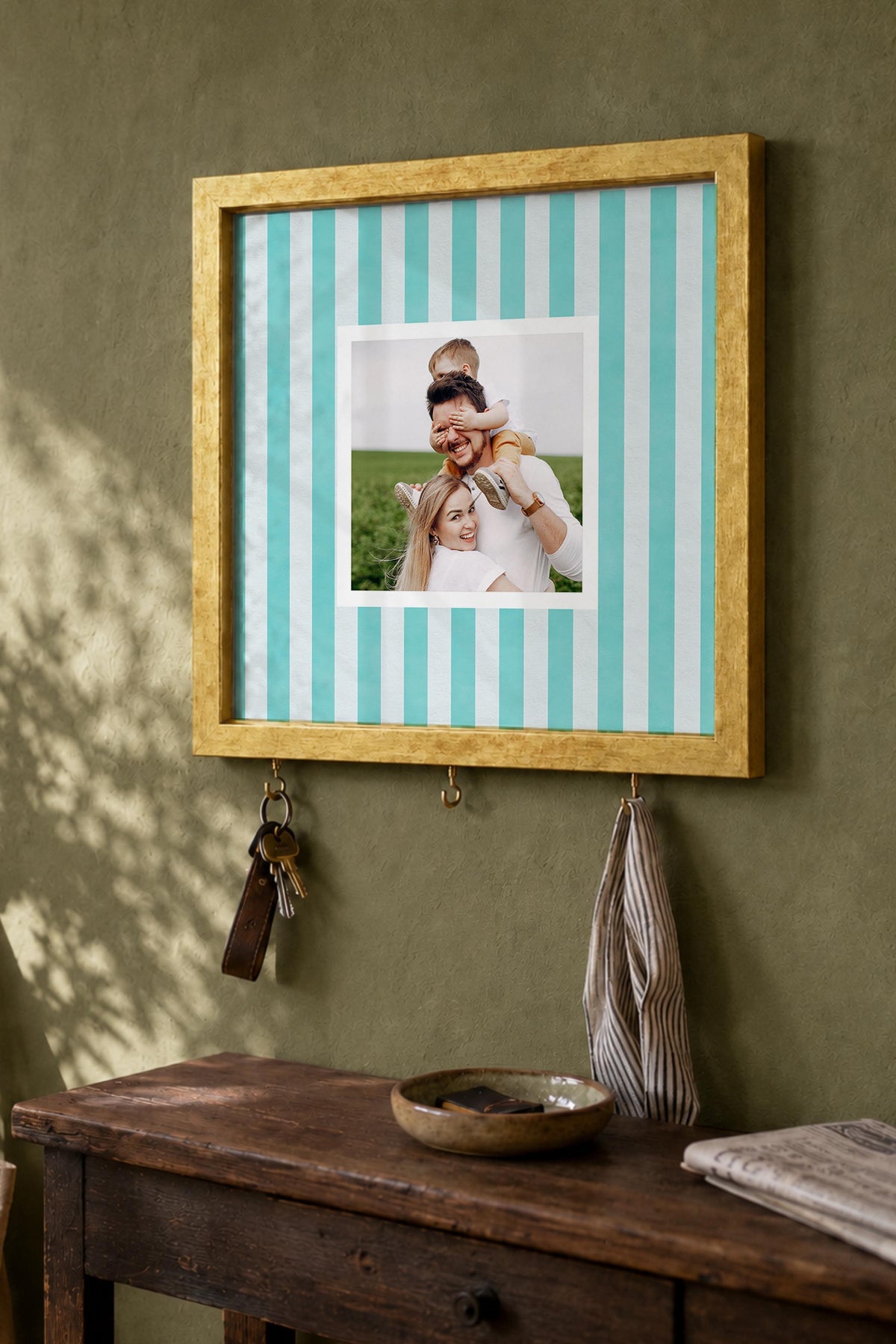 Kişiye Özel Tablo Anahtarlık, Photobooth Stili Gold Fotoğraf Çerçevesi, Vintage Duvar Dekoru