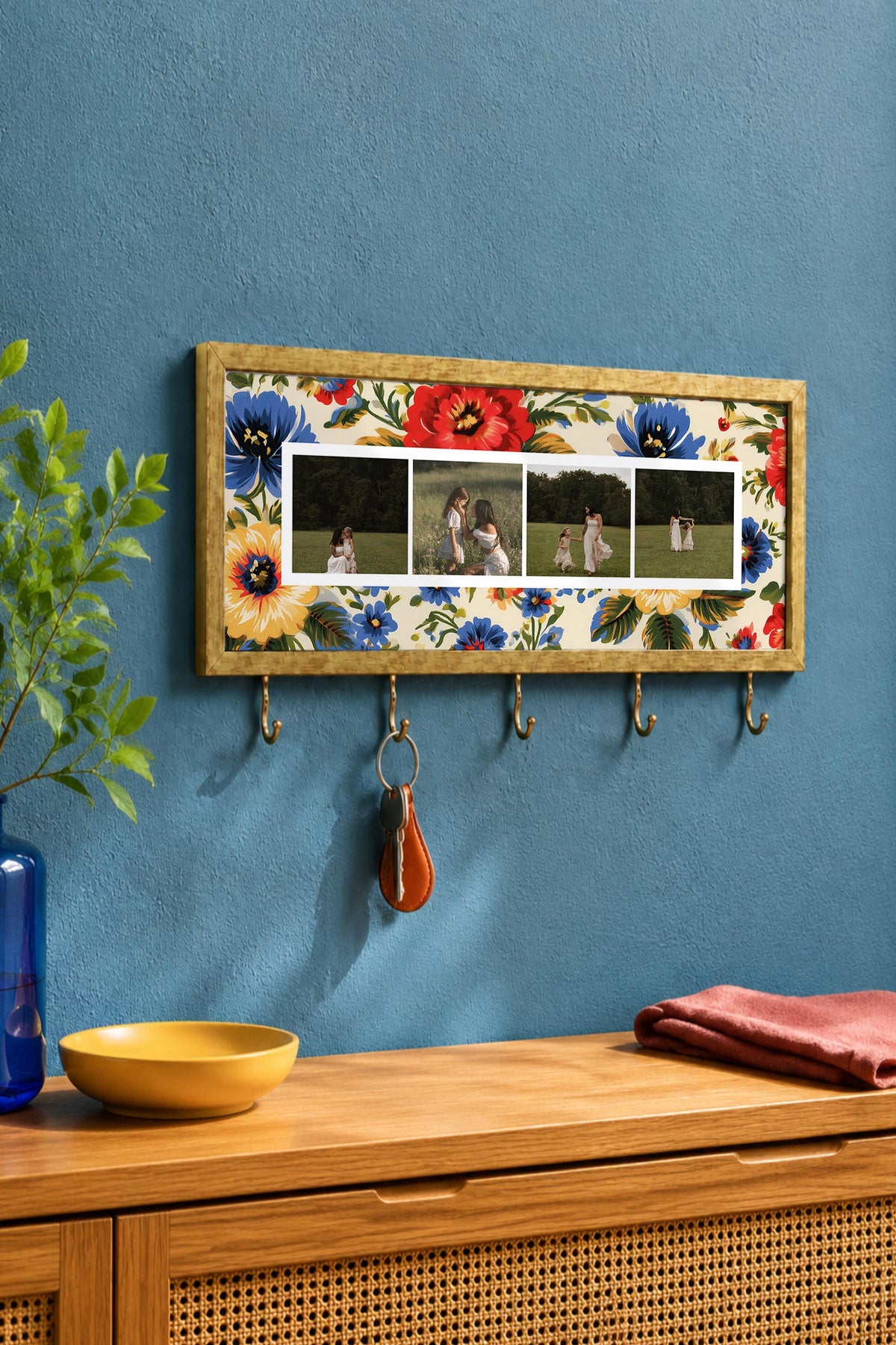 Kişiye Özel Tablo Anahtarlık, Photobooth Stili Gold Fotoğraf Çerçevesi, Vintage Duvar Dekoru