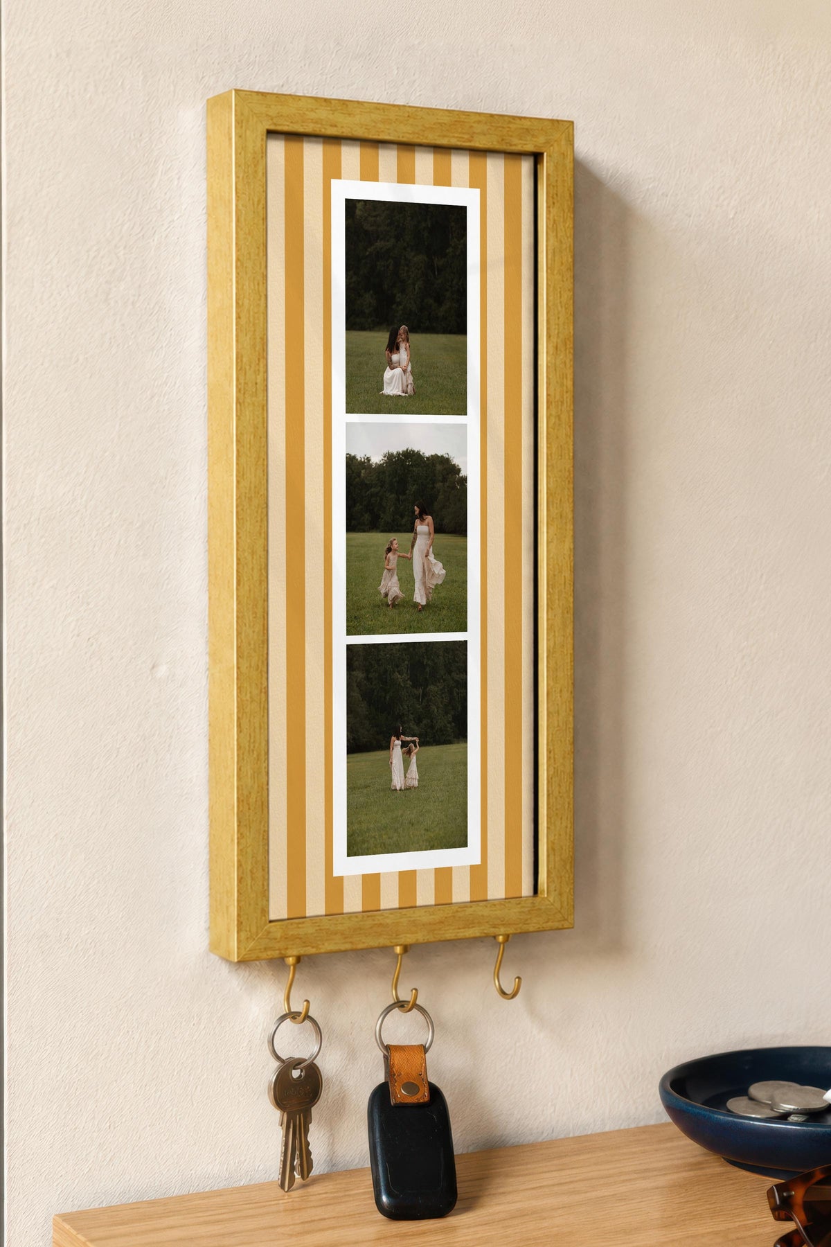 Kişiye Özel Tablo Anahtarlık, Photobooth Stili Gold Fotoğraf Çerçevesi, Vintage Duvar Dekoru