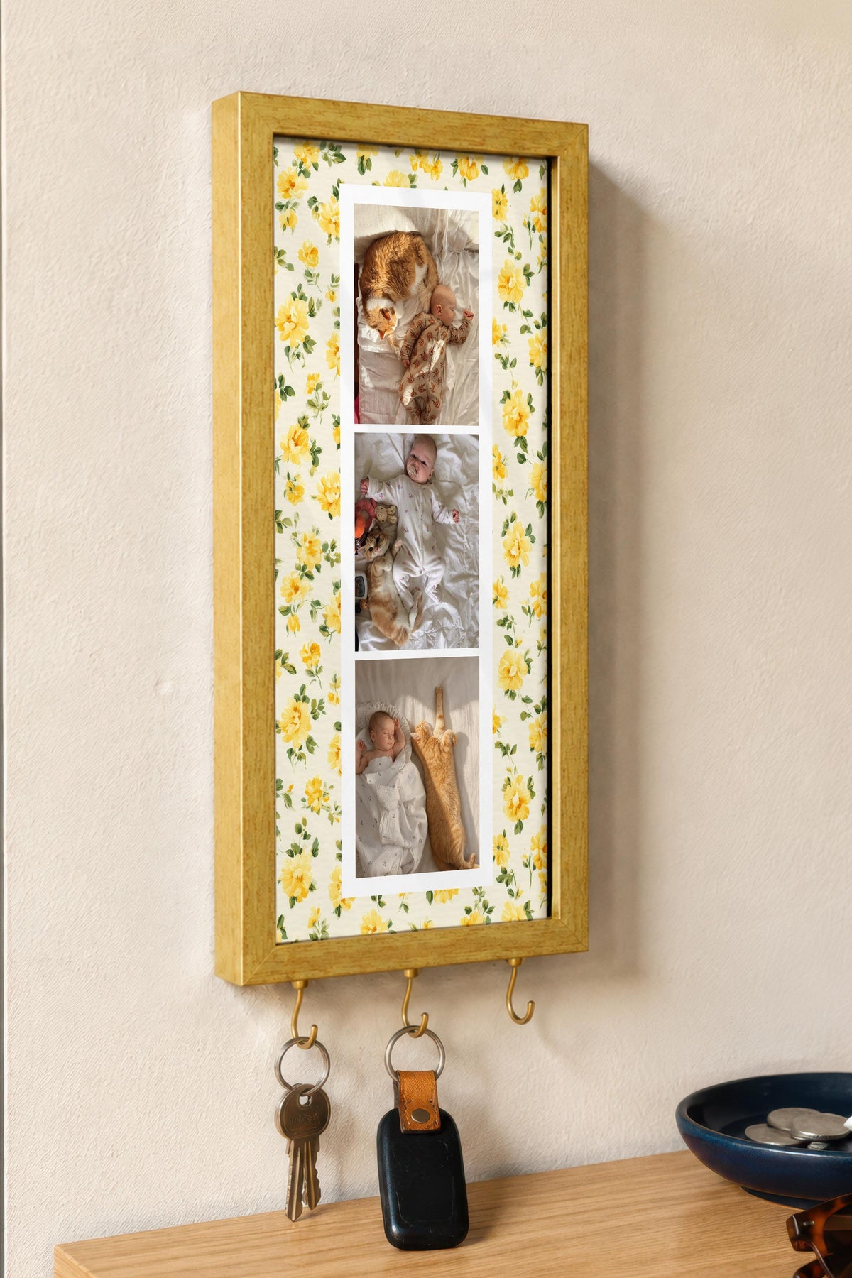 Kişiye Özel Tablo Anahtarlık, Photobooth Stili Gold Fotoğraf Çerçevesi, Vintage Duvar Dekoru