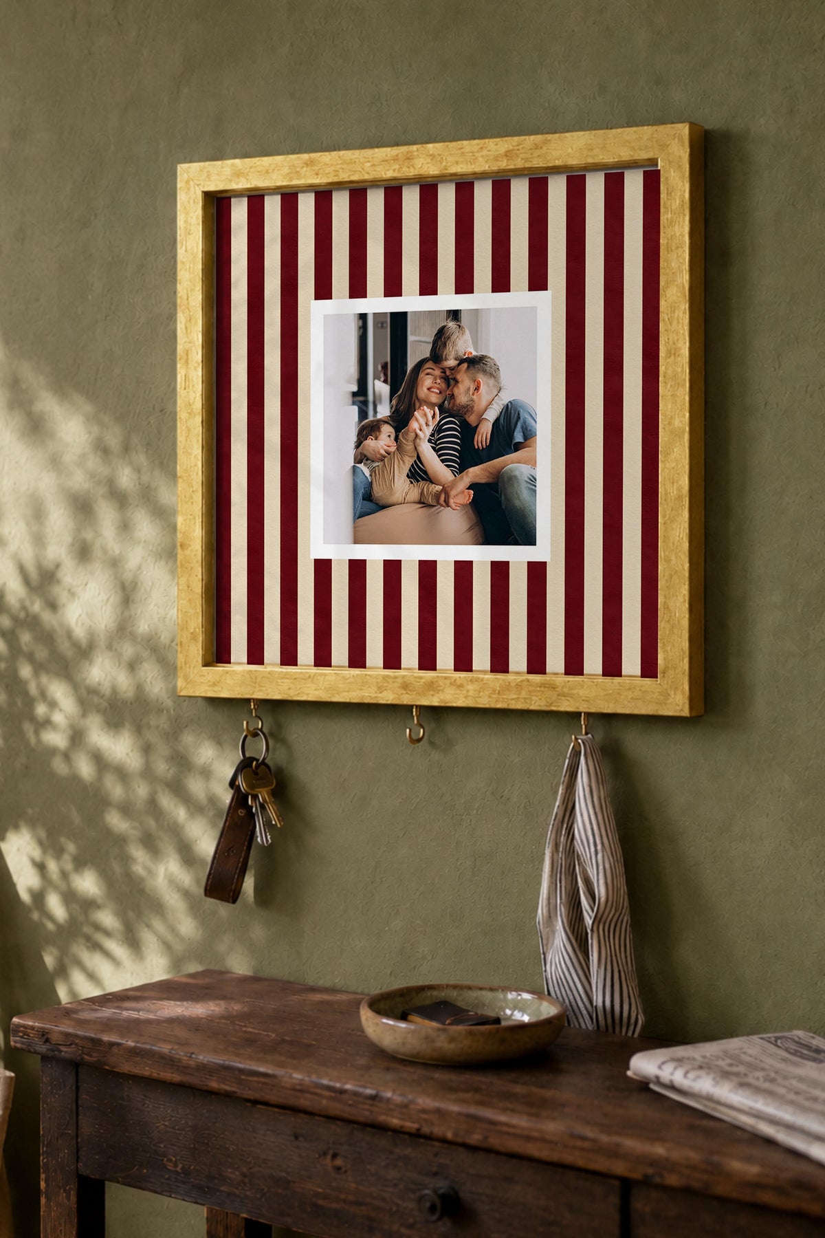 Kişiye Özel Tablo Anahtarlık, Photobooth Stili Gold Fotoğraf Çerçevesi, Vintage Duvar Dekoru