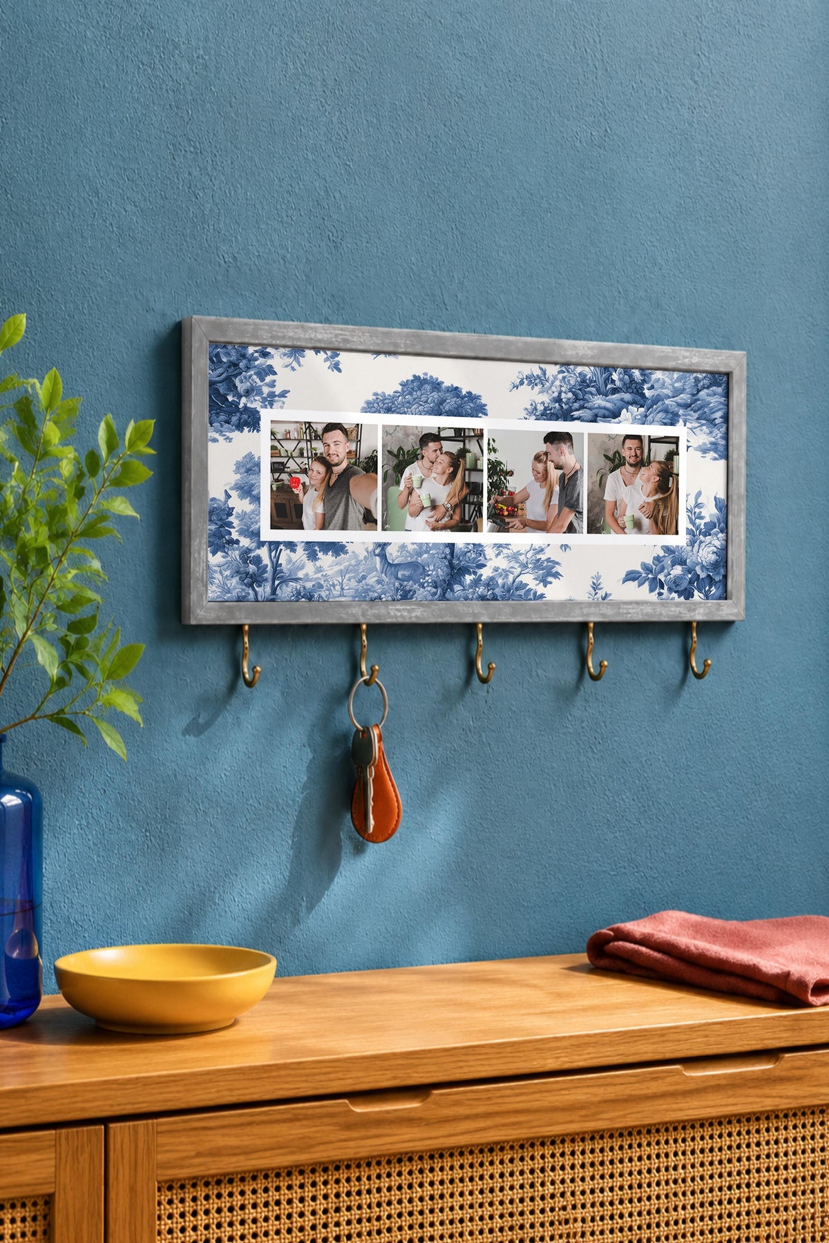 Yoğun Bitki Desenli Kişiye Özel Tablo Anahtarlık, Photobooth Stili, Gümüş Fotoğraf Çerçevesi Yatay