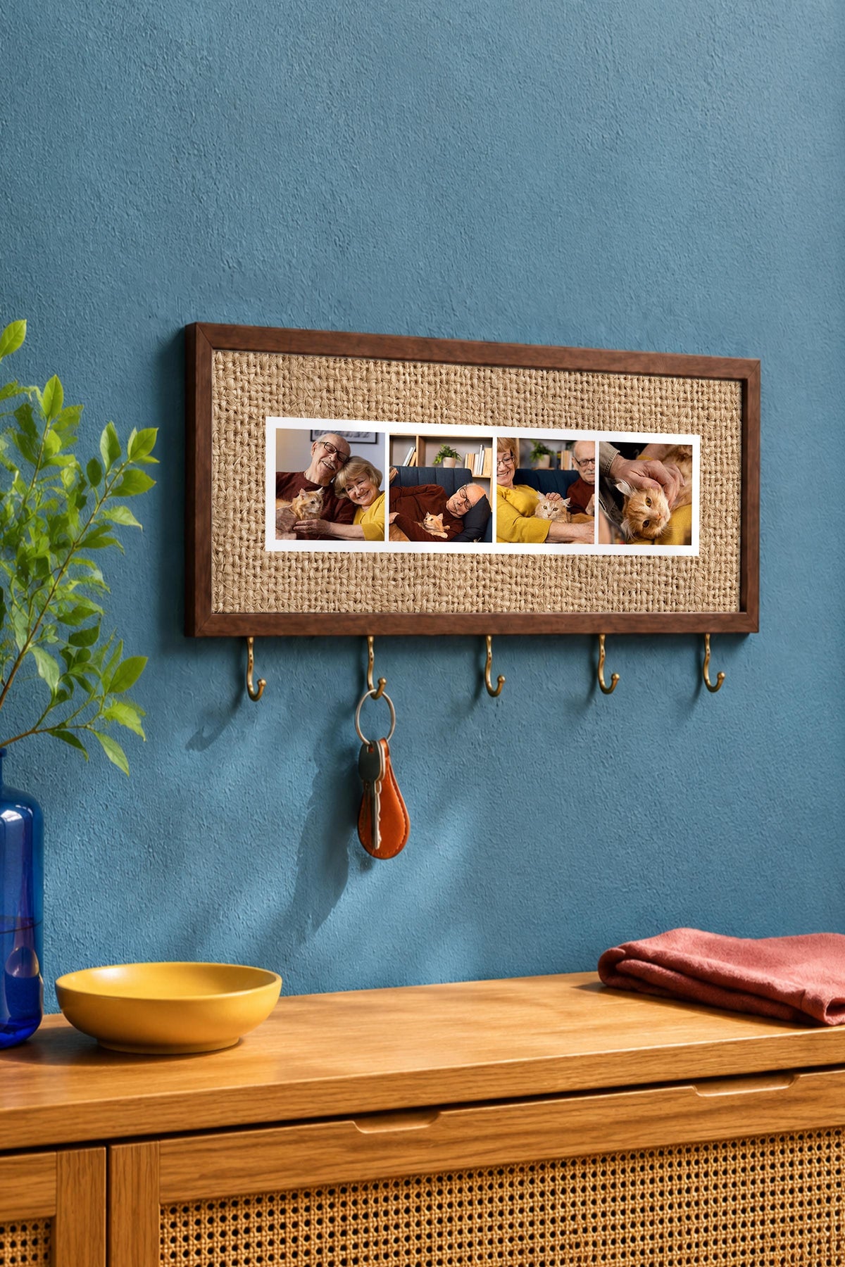 Açık Keten Dokulu Kişiye Özel Tablo Anahtarlık, Photobooth Stili, Kahverengi Fotoğraf Çerçevesi Yatay