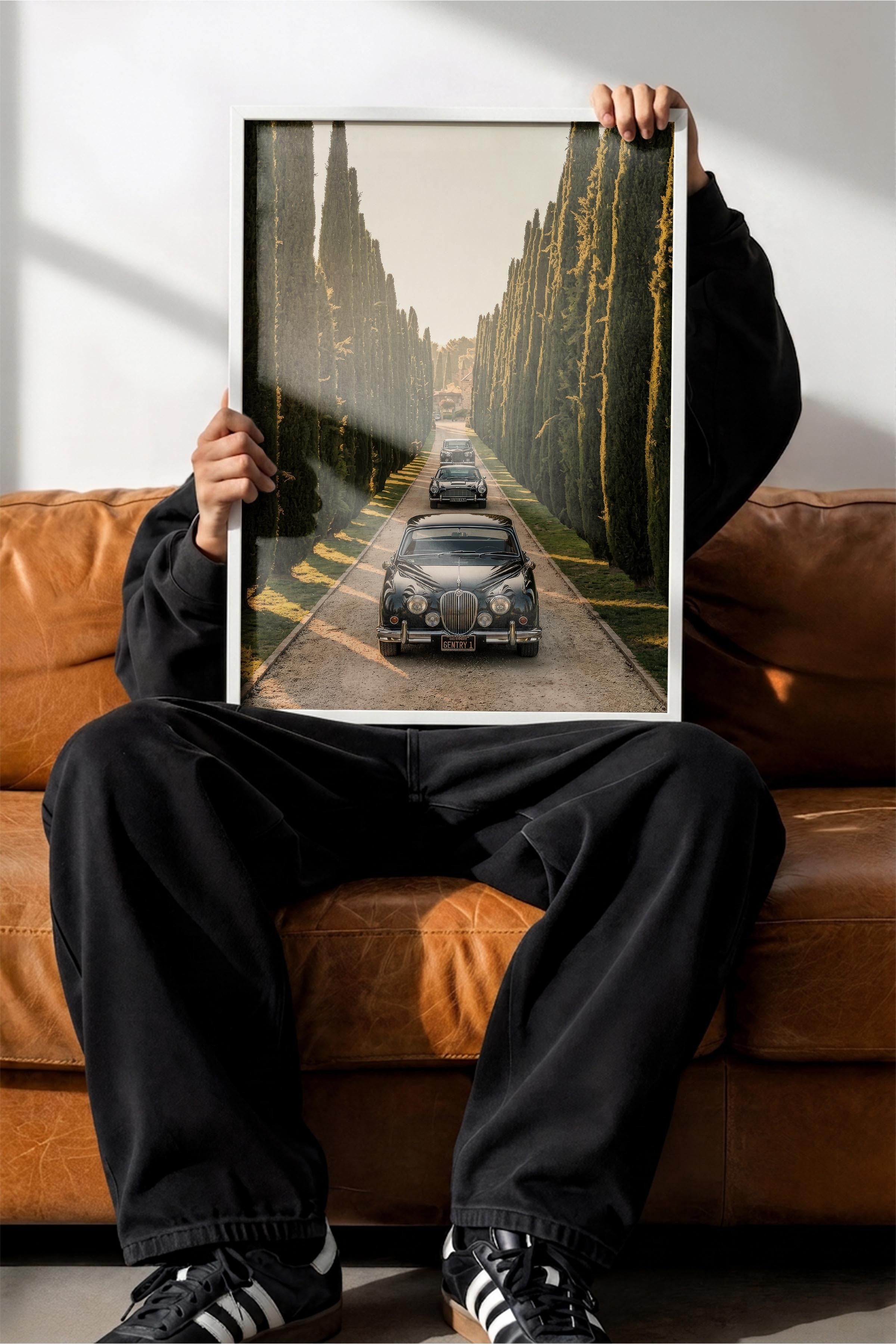Klasik Araba ve Ağaçlar Posteri, Beyaz Çerçeveli Poster, Old Money Serisi, NO:113143