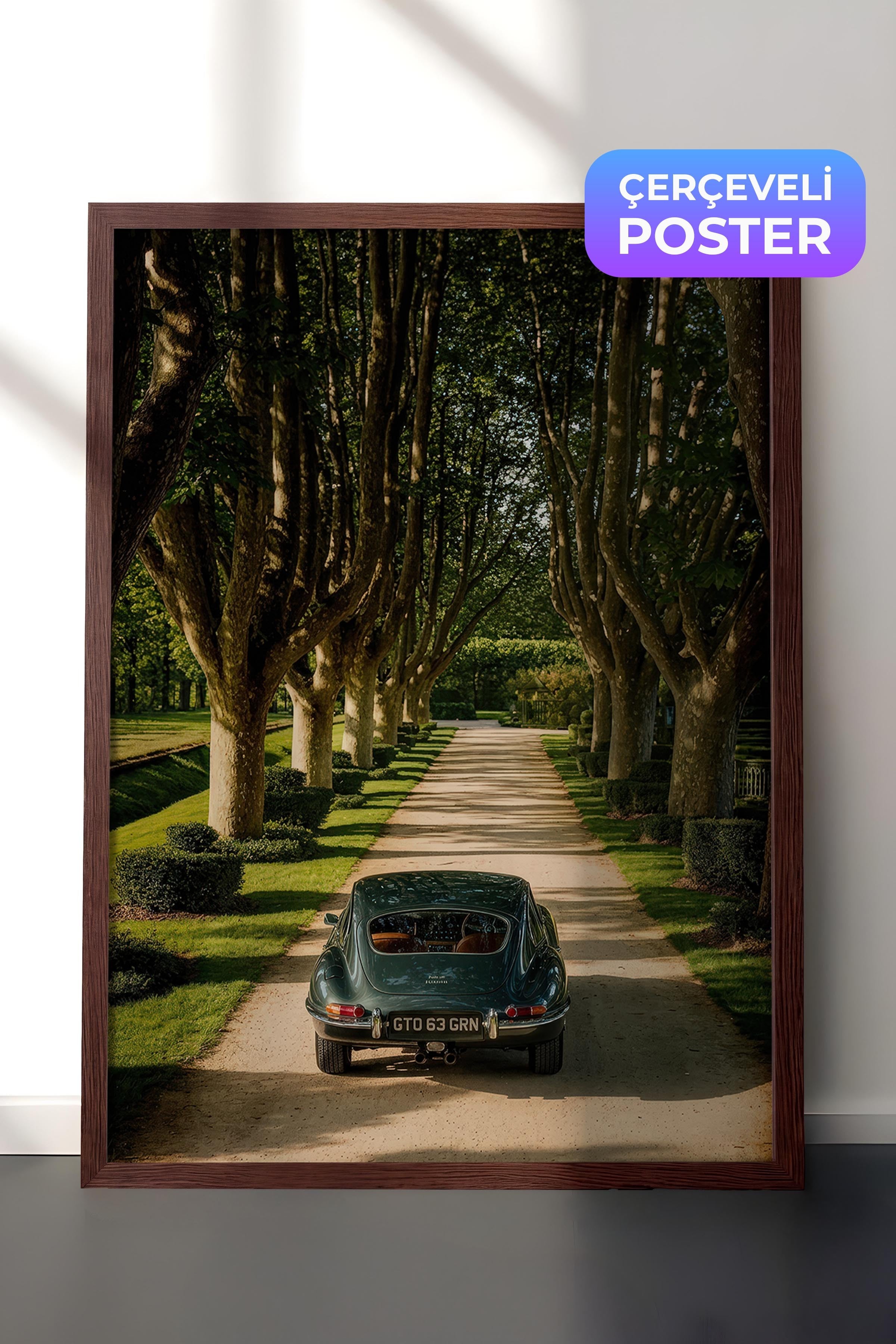 Klasik Araba ve Ağaçlı Yol Posteri, Kahverengi Çerçeveli Poster, Old Money Serisi, NO:113184
