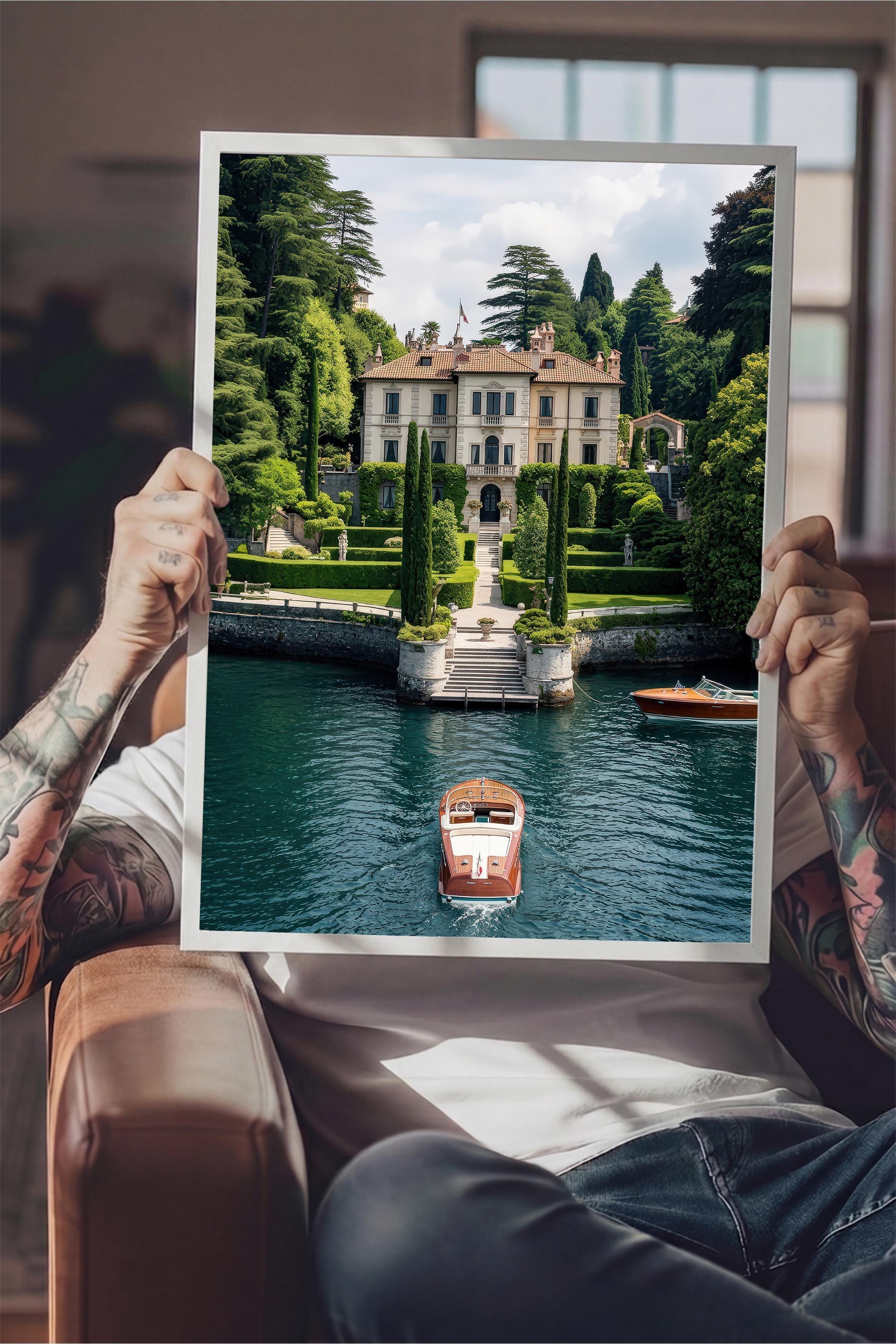 Klasik Villa ve Tekne Posteri, Beyaz Çerçeveli Poster, Old Money Serisi, NO:113139