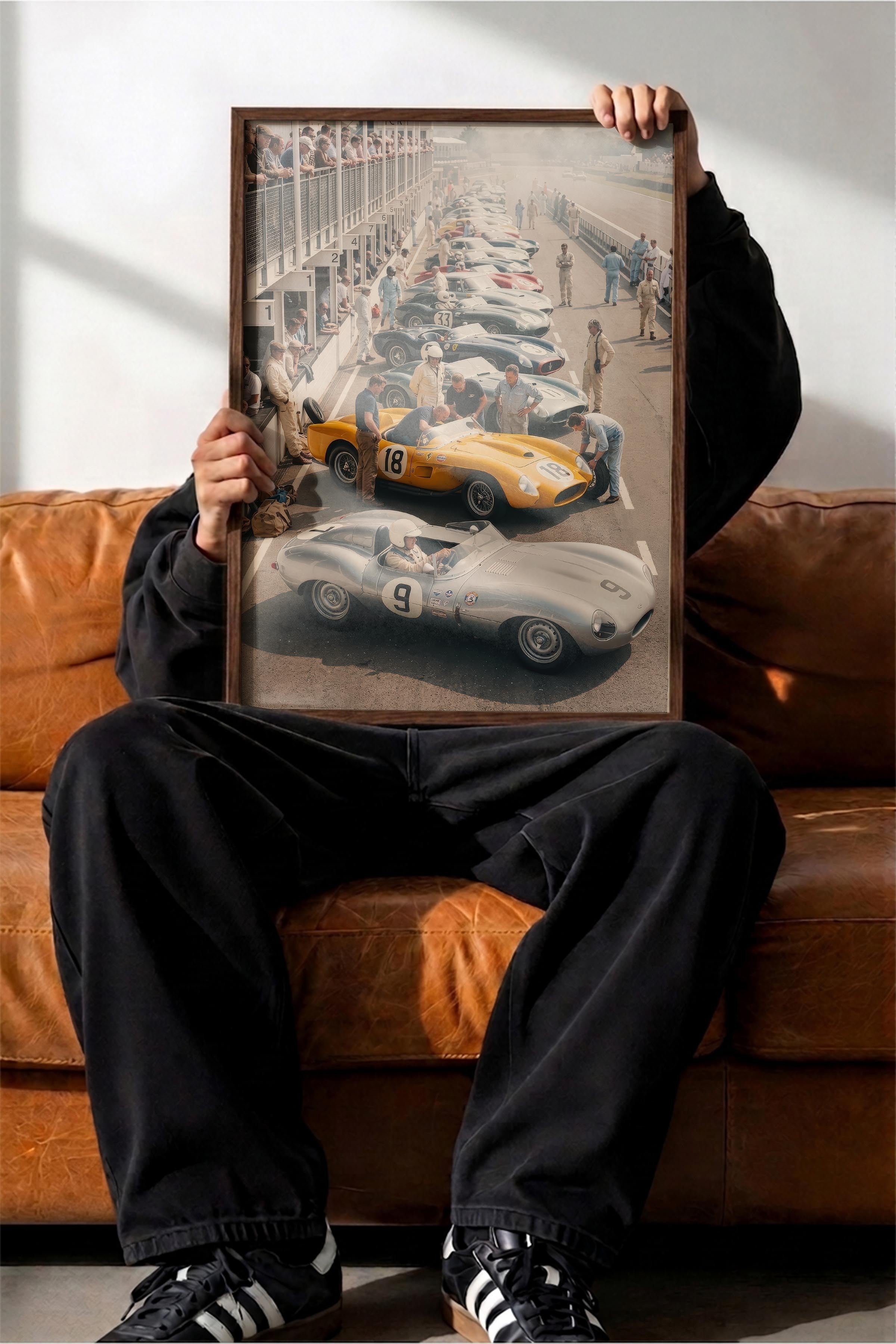 Klasik Yarış Arabaları Posteri, Kahverengi Çerçeveli Poster, Old Money Serisi, NO:113132