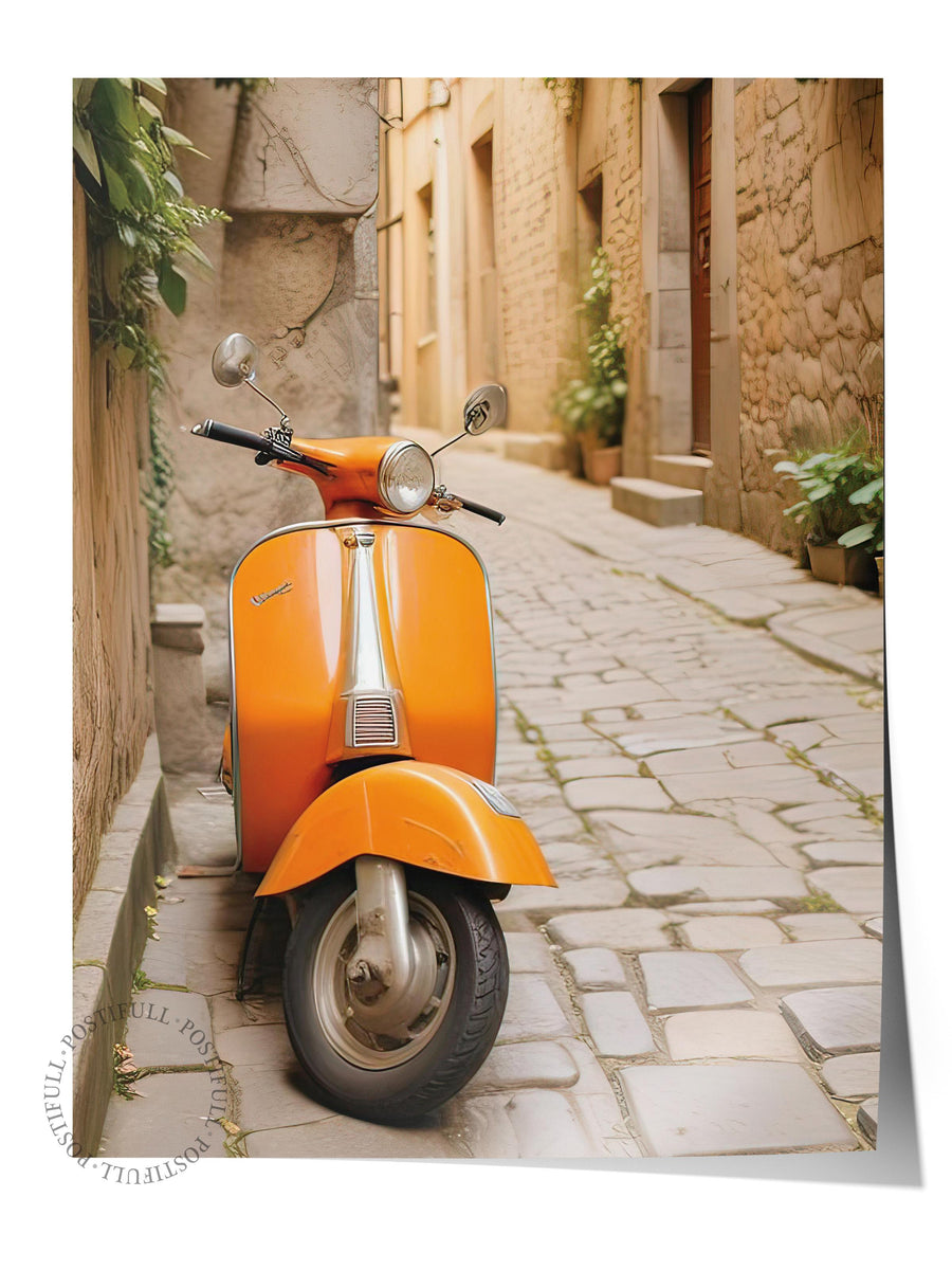 Taş Sokakta Turuncu Vespa Comfort Serisi Çerçevesiz Poster