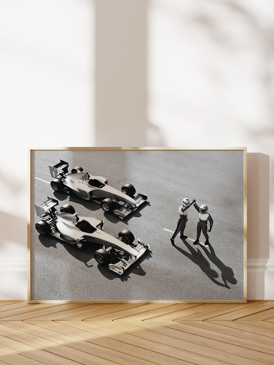 Formula Pistinde Zafer Kutlaması Comfort Serisi Poster – Ahşap Çerçeveli Tablo