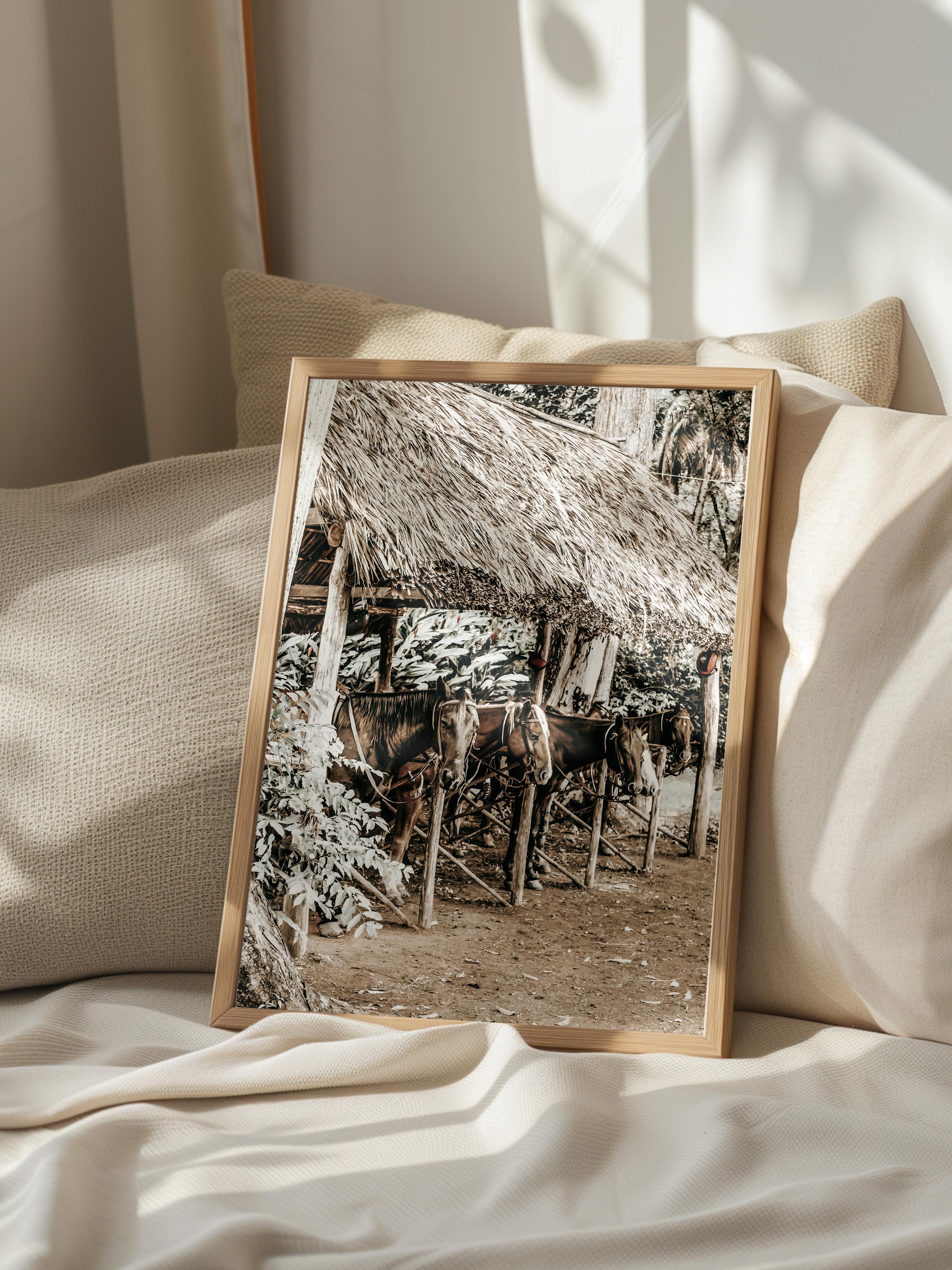 Rustic Çerçevesiz Poster, İskandinav Kahverengi Poster, NO:134 Ahşap Kulübe ve Bitkiler Fotoğraf, Dikey