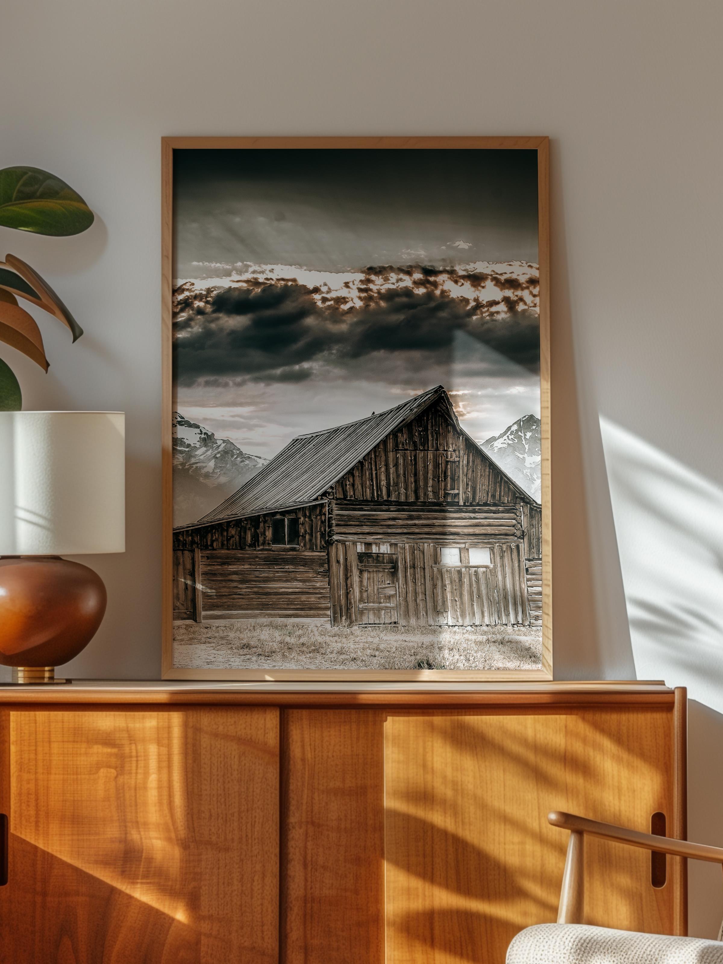 Rustic Çerçevesiz Poster, İskandinav Kahverengi Poster, NO:174 Ahır ve Dağ Fotoğraf, Dikey