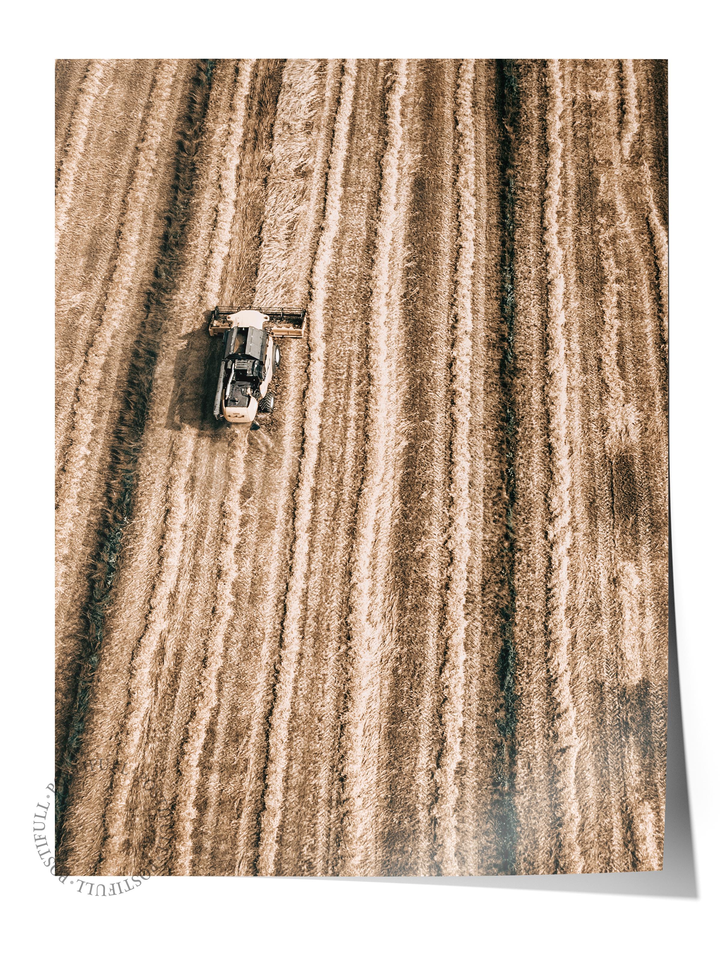 Rustic Çerçevesiz Poster, İskandinav Kahverengi Poster, NO:175 Tarla ve Traktör Fotoğraf, Dikey