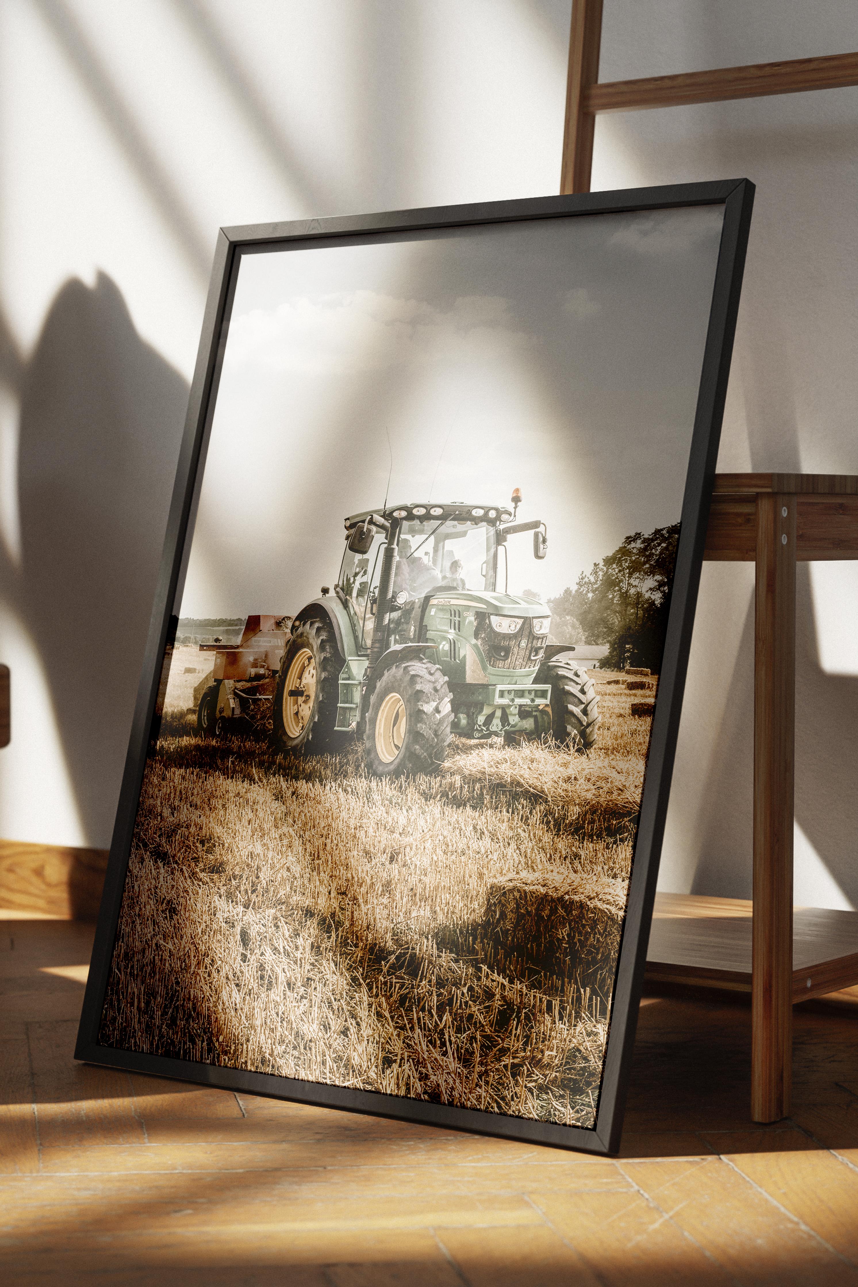 Rustic Çerçevesiz Poster, İskandinav Kahverengi Poster, NO:208 Tarlada Traktör ve Çiftçi Fotoğraf