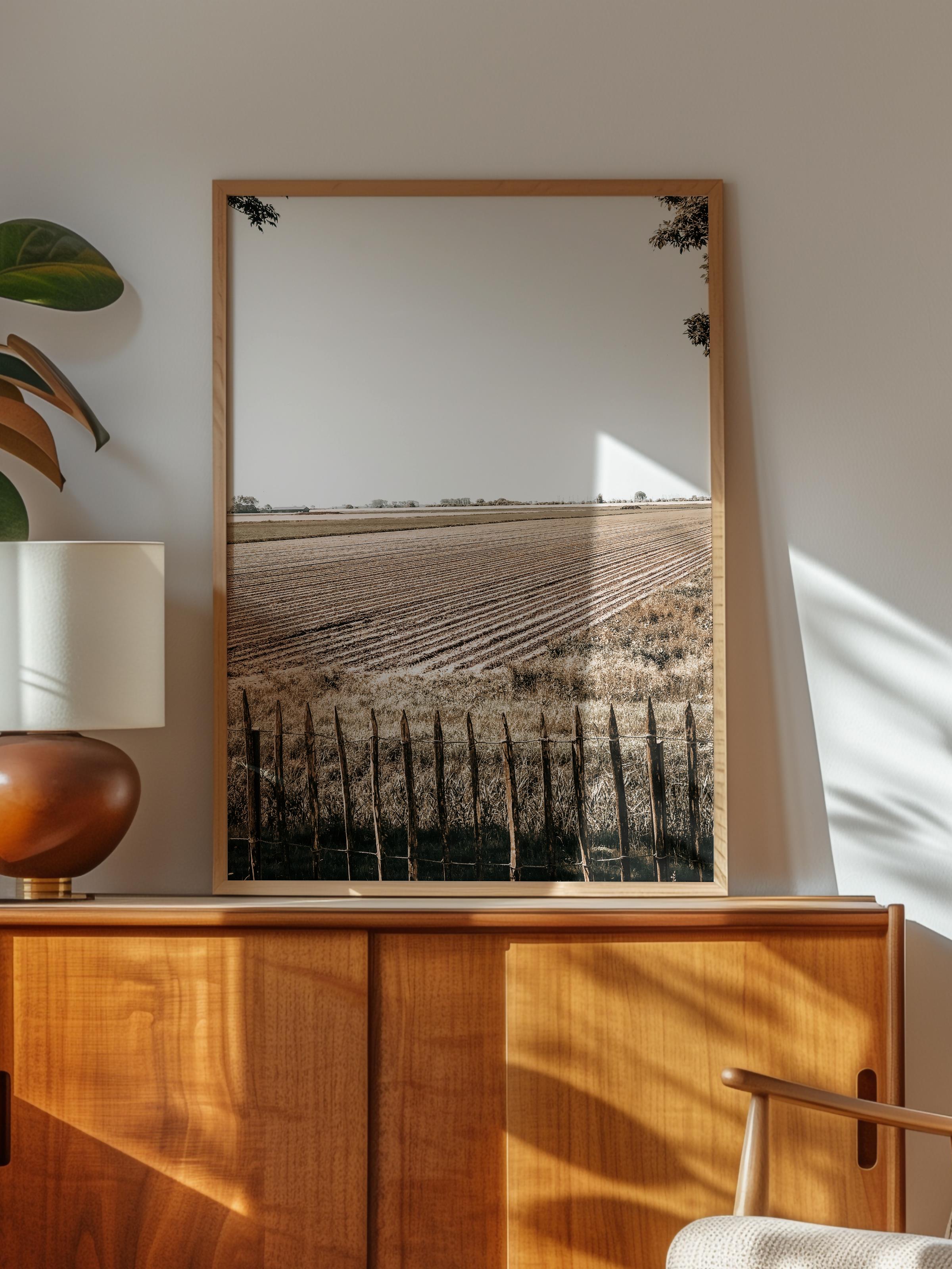 Rustic Çerçevesiz Poster, İskandinav Kahverengi Poster, NO:220 Çit ve Tarla Fotoğraf, Dikey