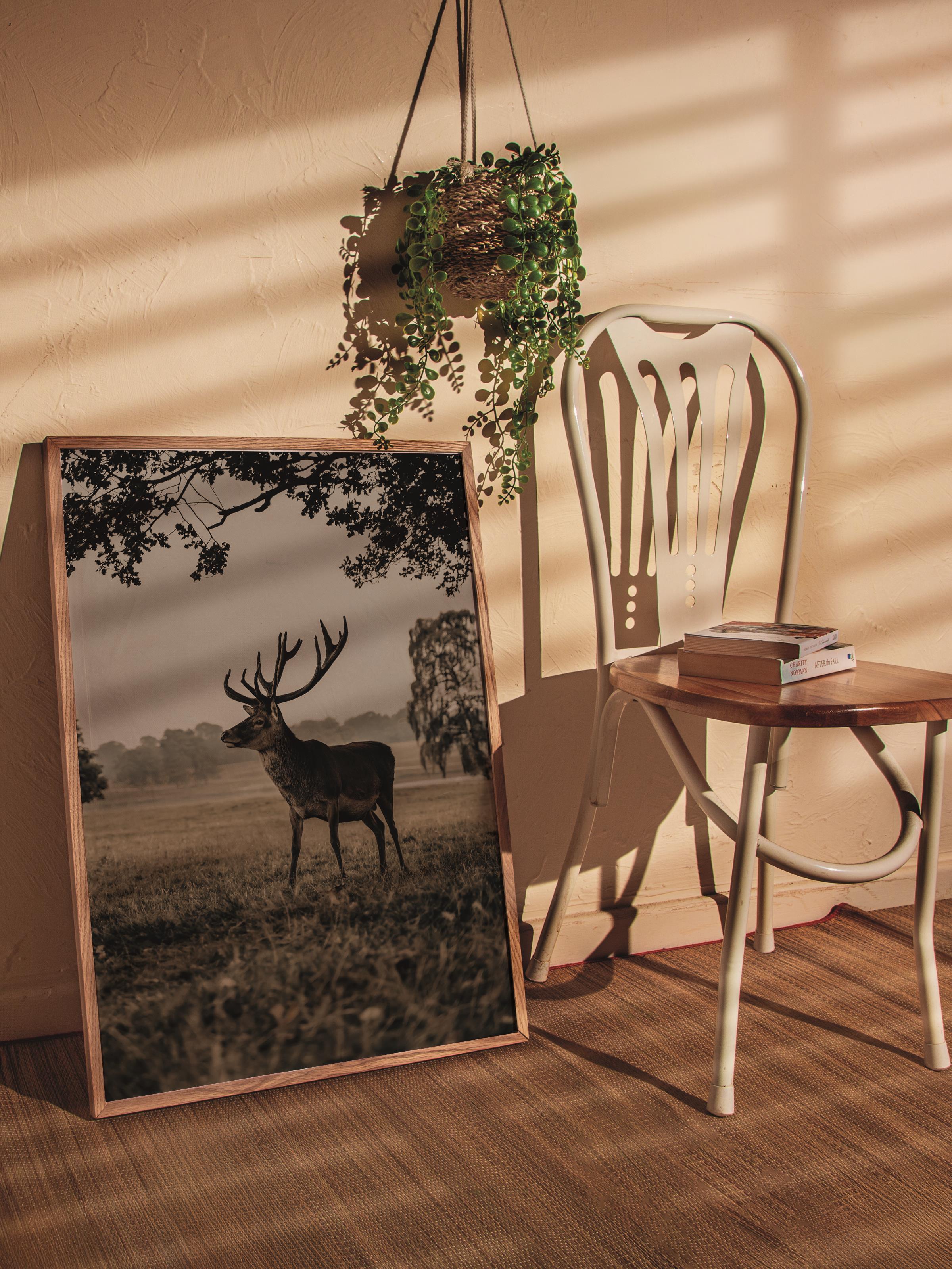 Rustic Çerçevesiz Poster, İskandinav Kahverengi Poster, NO:23 Geyik ve Ağaçlar Fotoğraf, Dikey