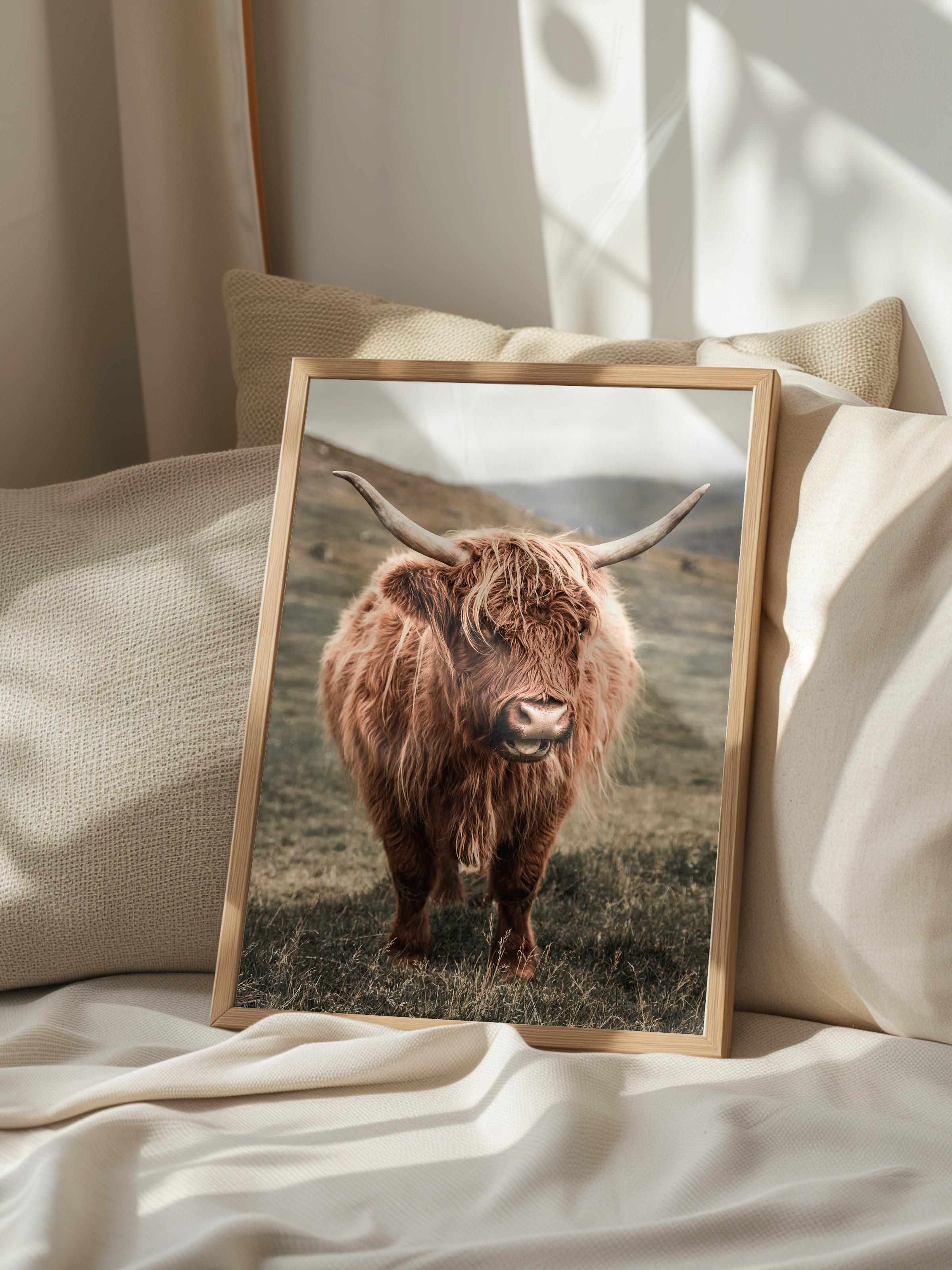 Rustic Çerçevesiz Poster, İskandinav Kahverengi Poster, NO:64 Uzaktaki İnek Fotoğraf, Dikey