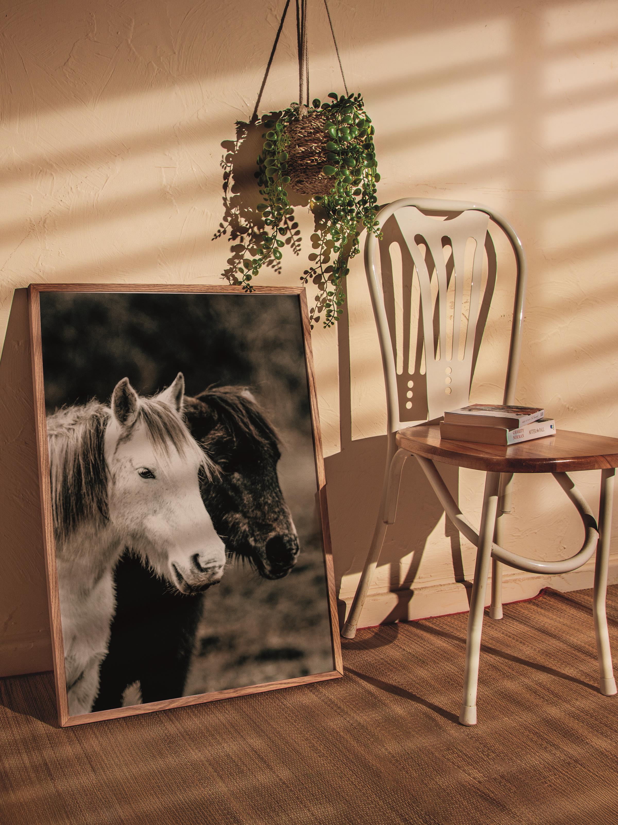 Rustic Çerçevesiz Poster, İskandinav Kahverengi Poster, NO:65 Beyaz At Fotoğraf, Dikey