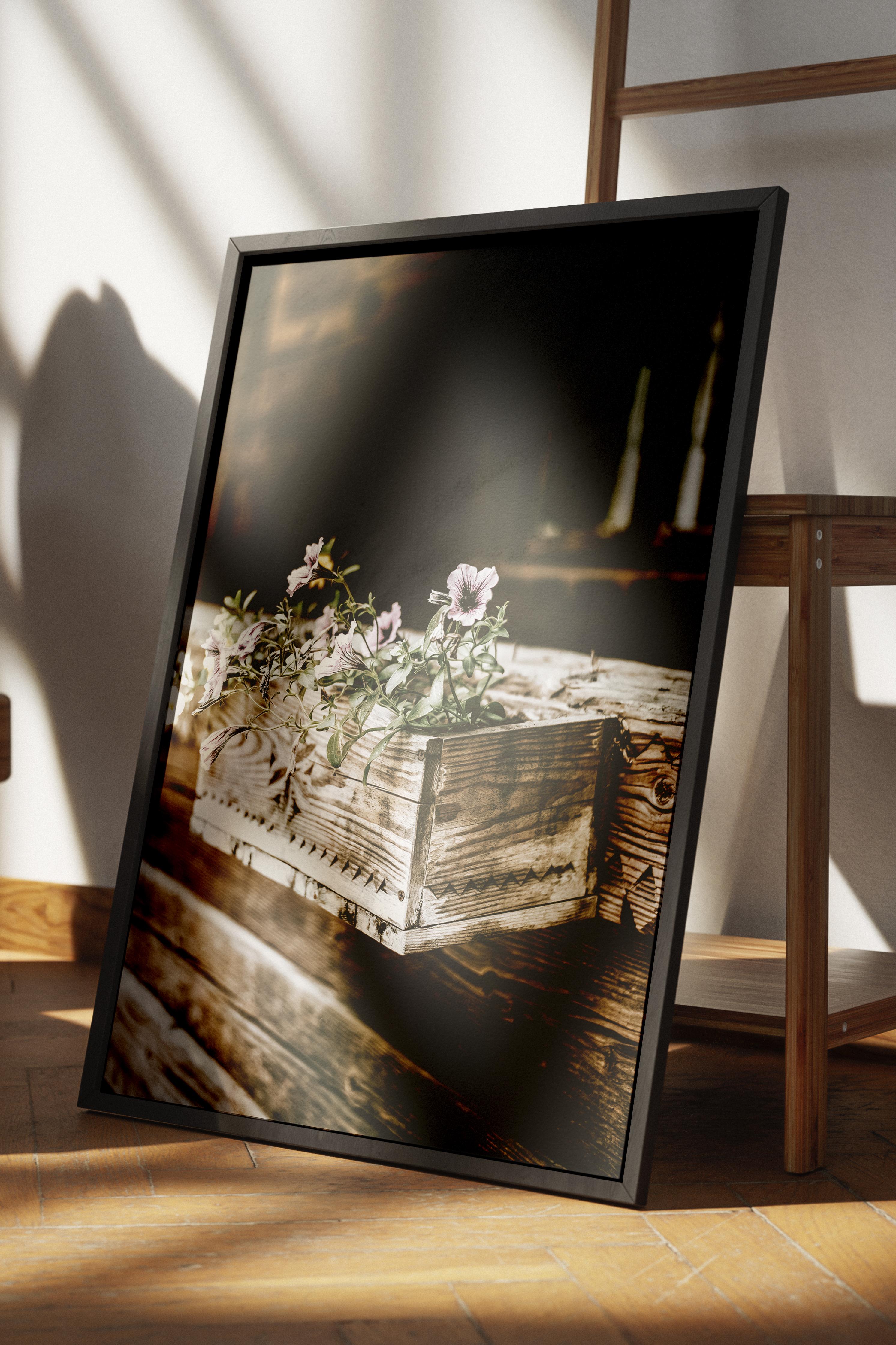 Rustic Çerçevesiz Poster, İskandinav Kahverengi Poster, NO:77 Çiçekli Ahşap Sandık Fotoğraf, Dikey