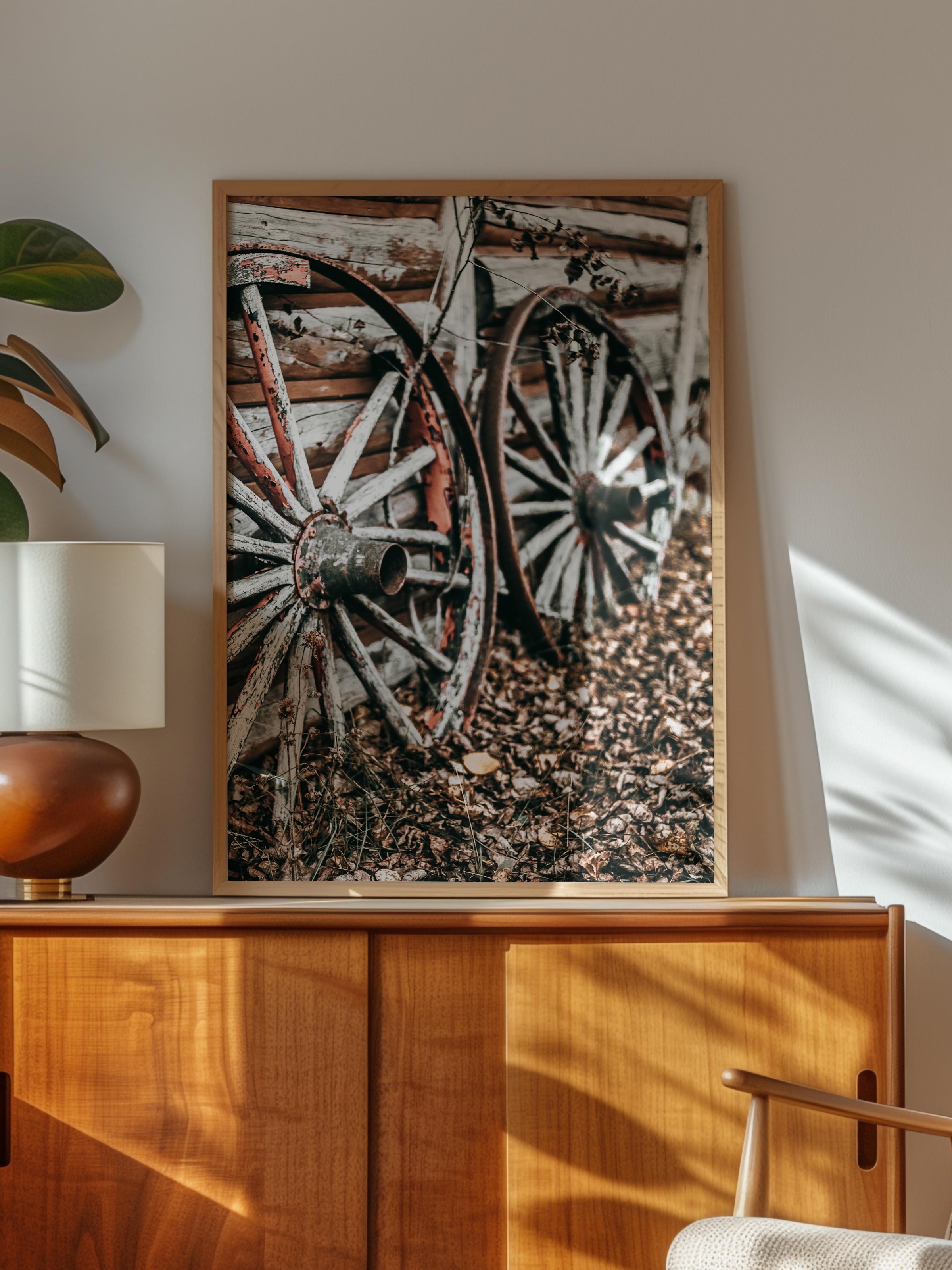 Rustic Çerçevesiz Poster, İskandinav Kahverengi Poster, NO:92 Ahşap Tekerlekler Fotoğraf, Dikey