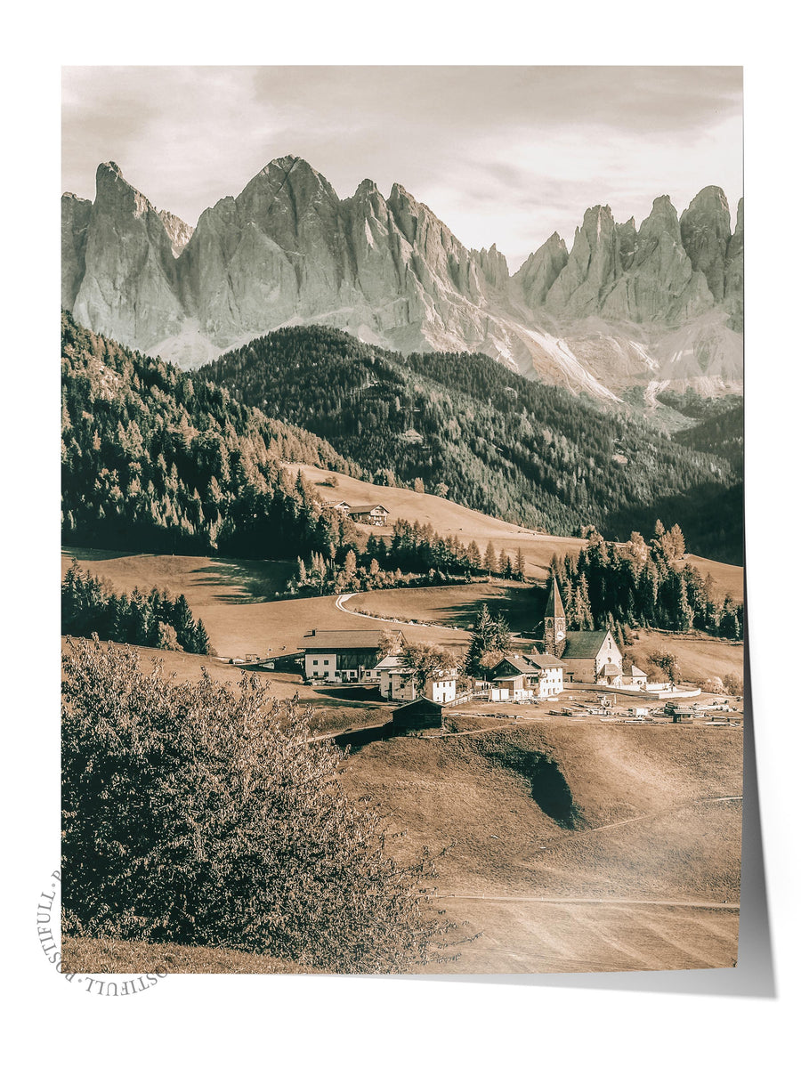 Farklı Tonlarda Dağ Manzarası Rustic Çerçevesiz Poster
