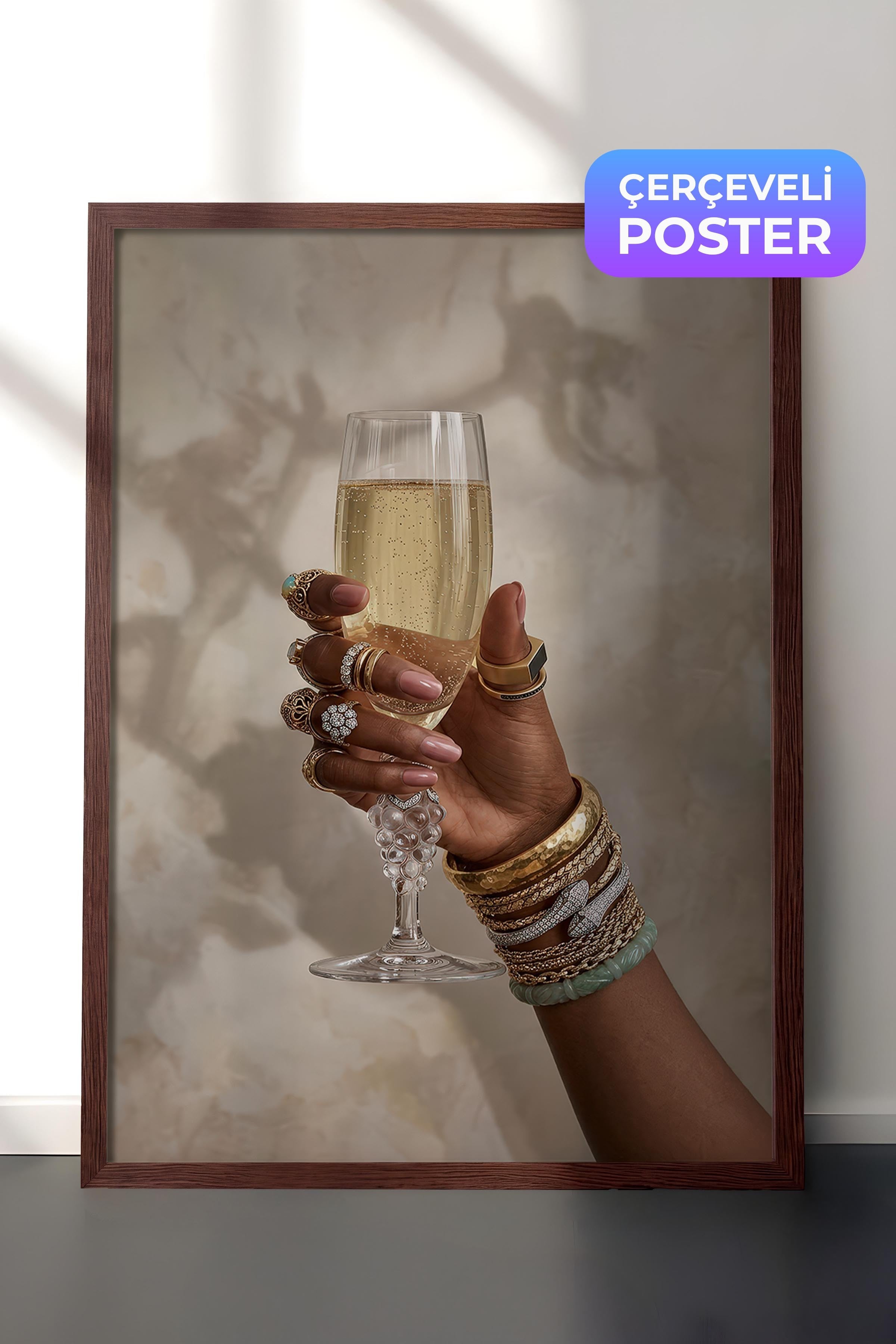 Şampanya Kadehi ve Takılar Posteri, Kahverengi Çerçeveli Poster, Old Money Serisi, NO:113155