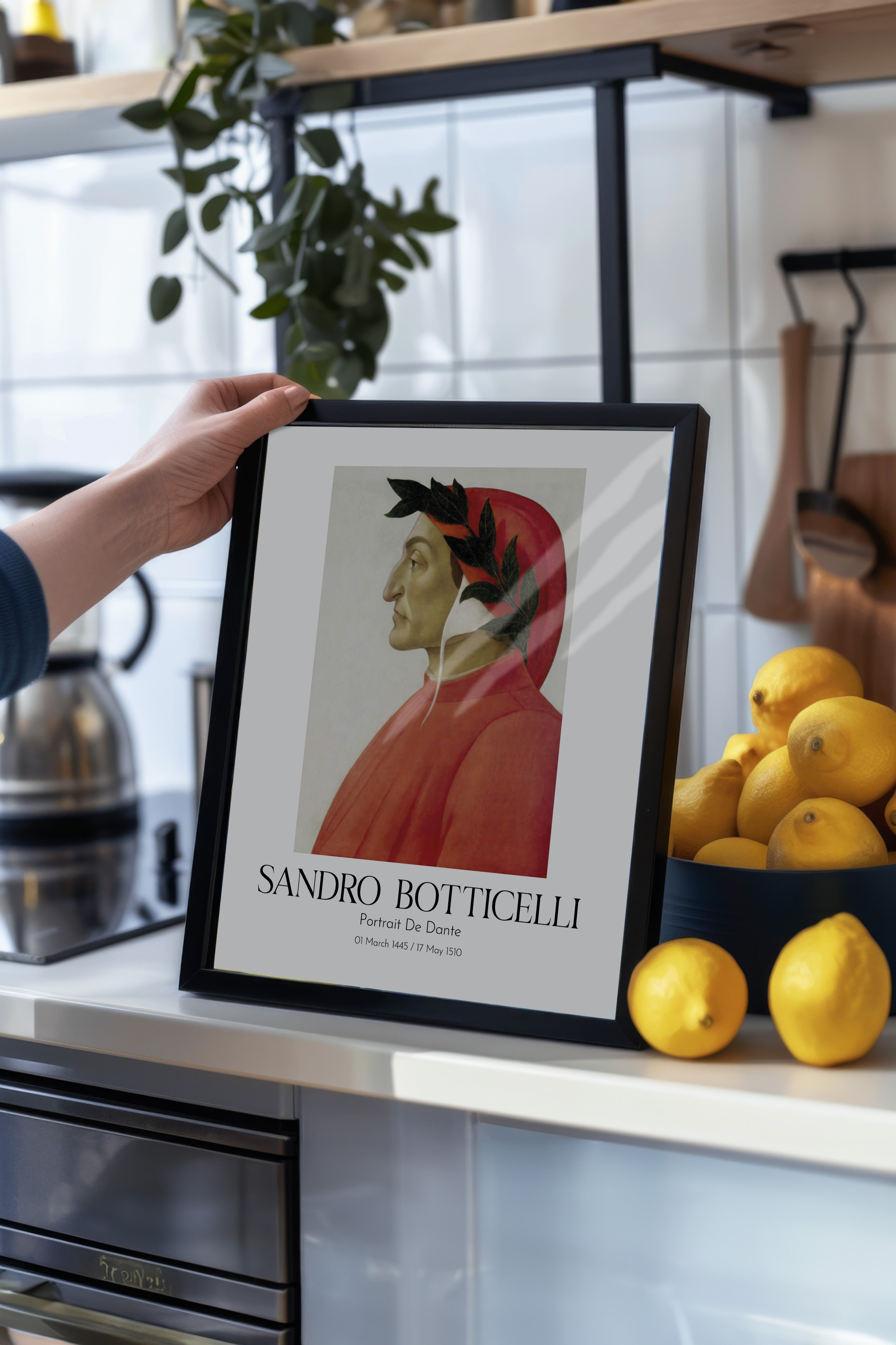 Sandro Botticelli - Portrait De Dante, Siyah Çerçeveli Tablo, Sanat Serisi NO:110755