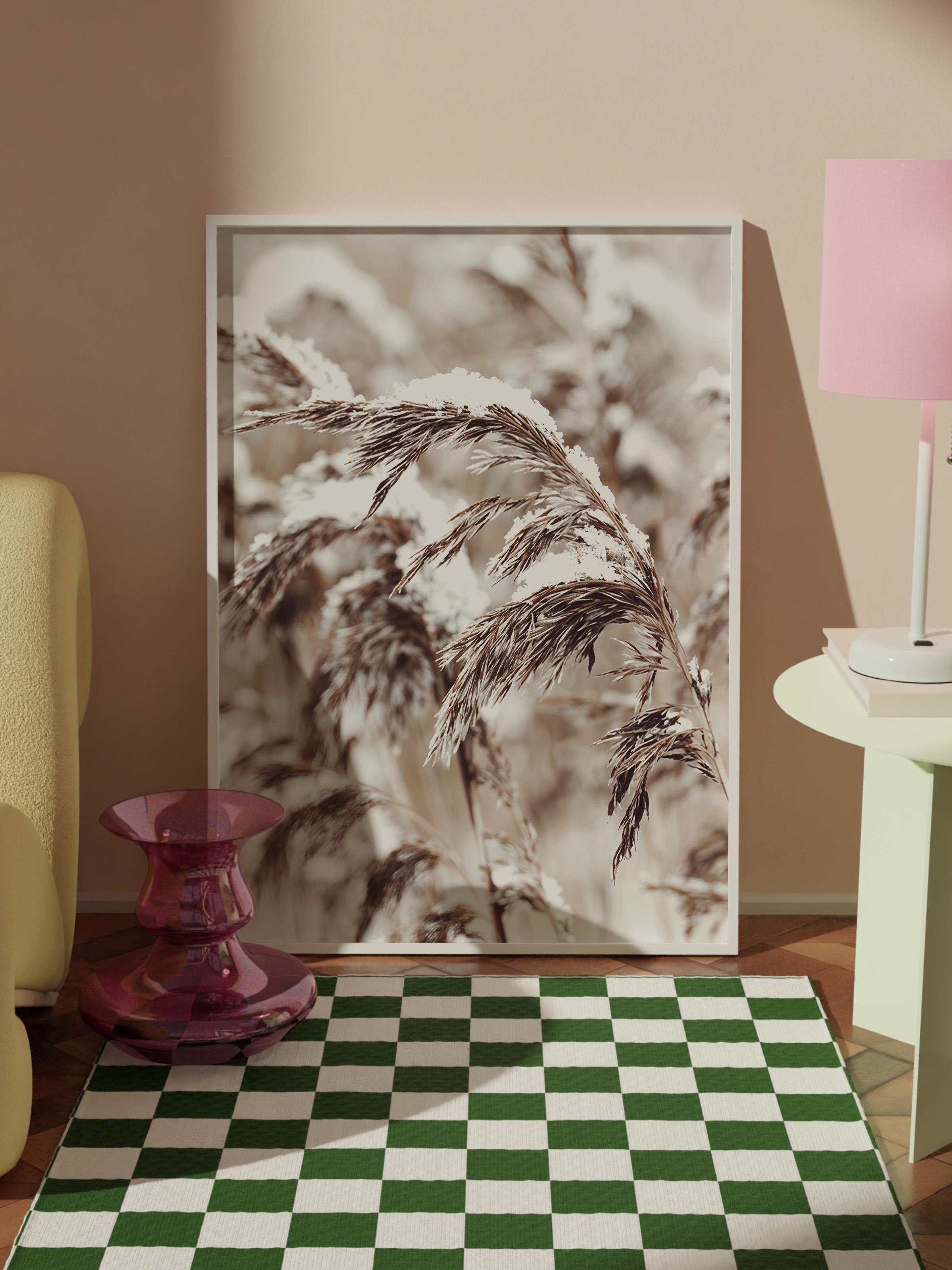 Snowy Reed Yılbaşı Tablo, Beyaz Çerçeve ve Poster, Dikey Duvar Tablosu Comfort Serisi NO:108411