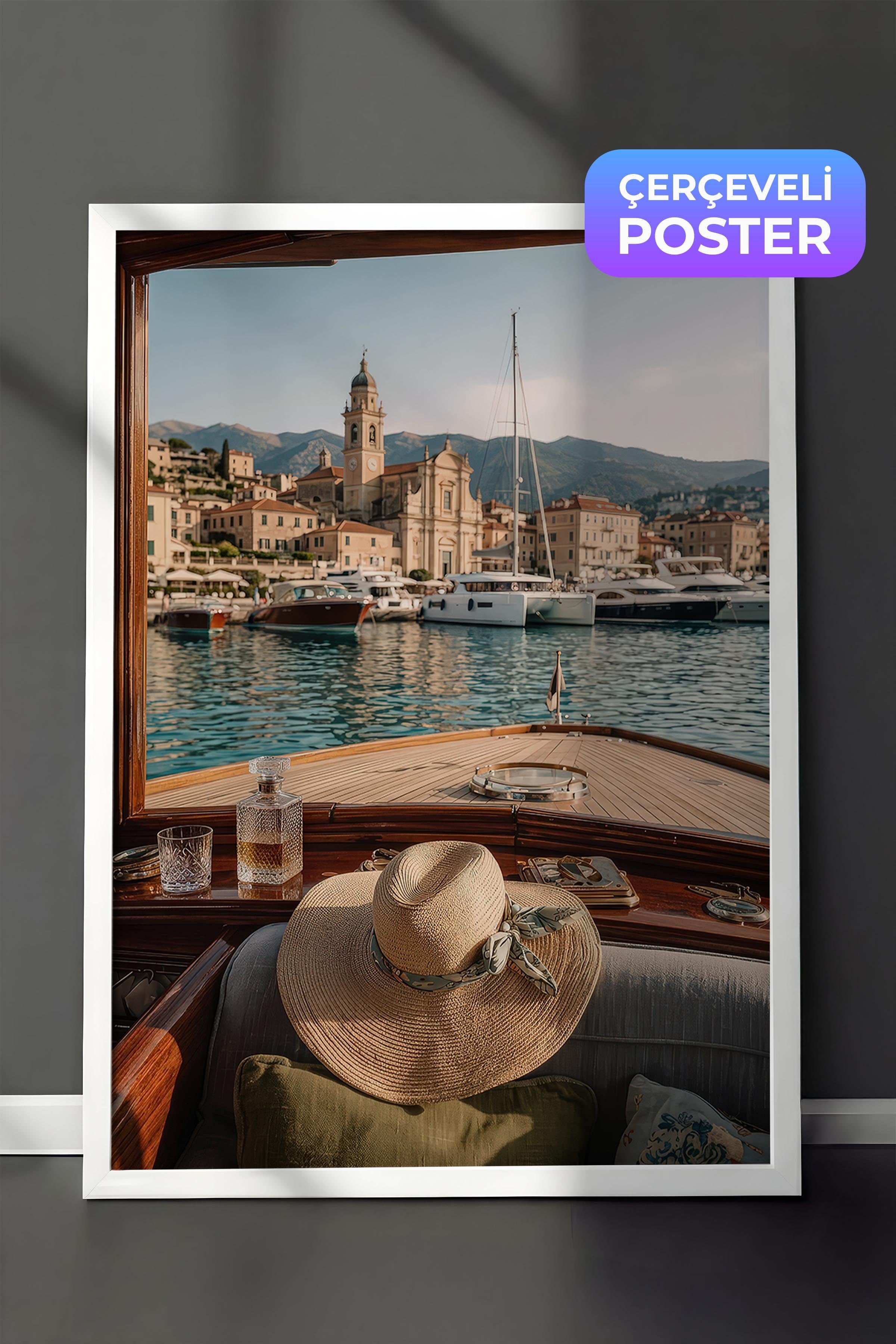 Tekne ve Şehir Manzarası Posteri, Beyaz Çerçeveli Poster, Old Money Serisi, NO:113154