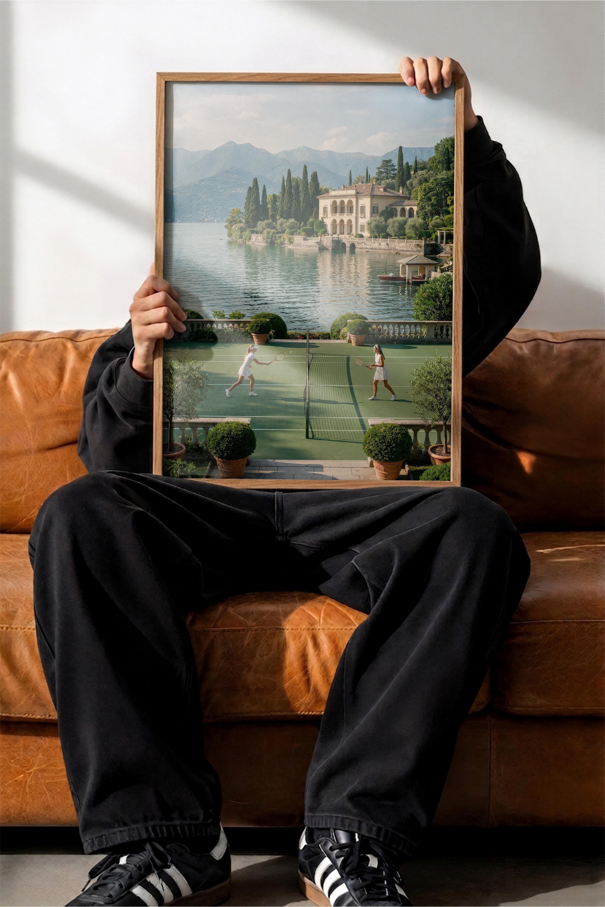 Tenis Kortu ve Göl Manzarası Posteri, Ahşap Çerçeveli Poster, Old Money Serisi, NO:113166