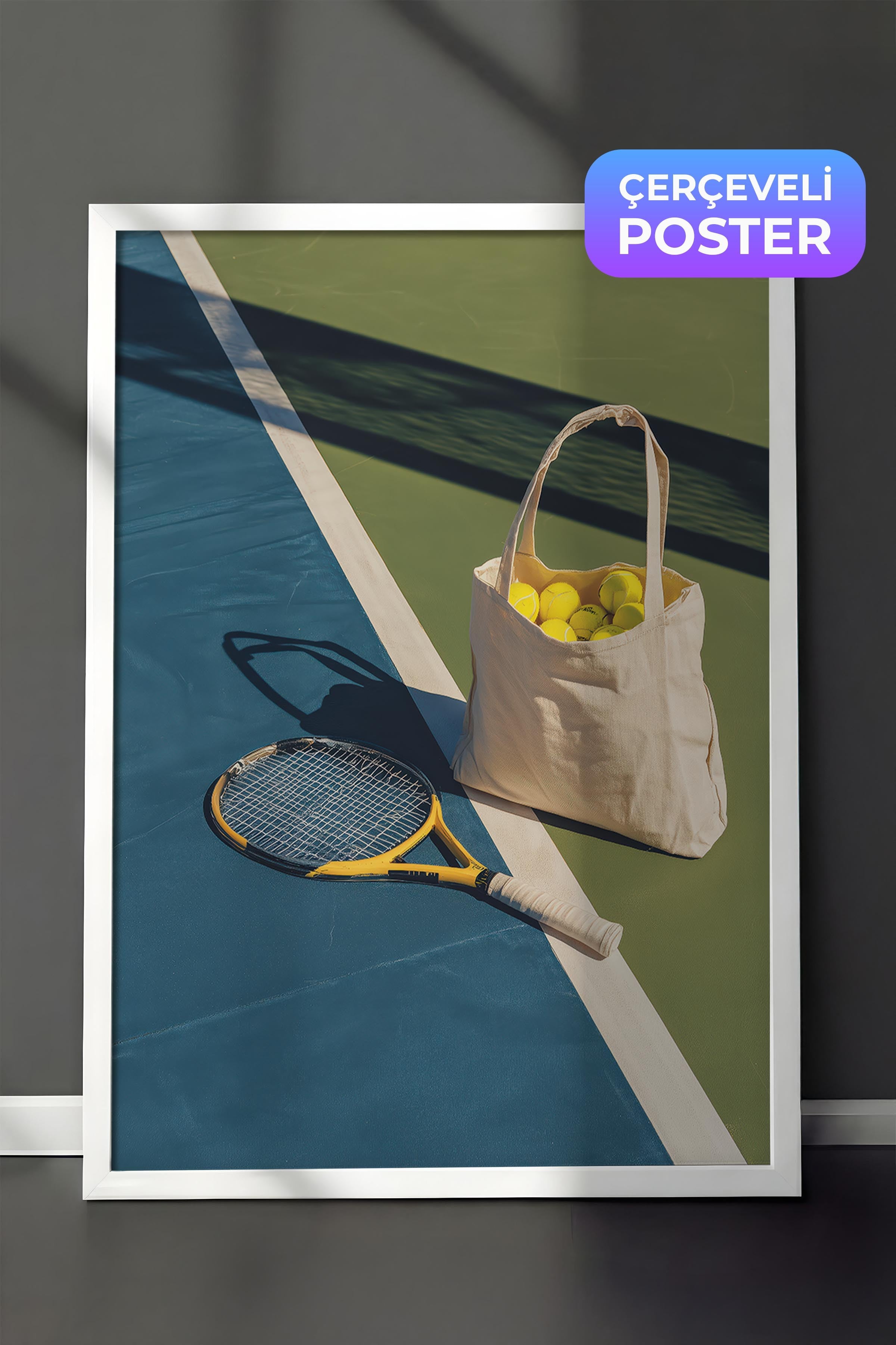 Tenis Raketi ve Topları Posteri, Beyaz Çerçeveli Poster, Old Money Serisi, NO:113245