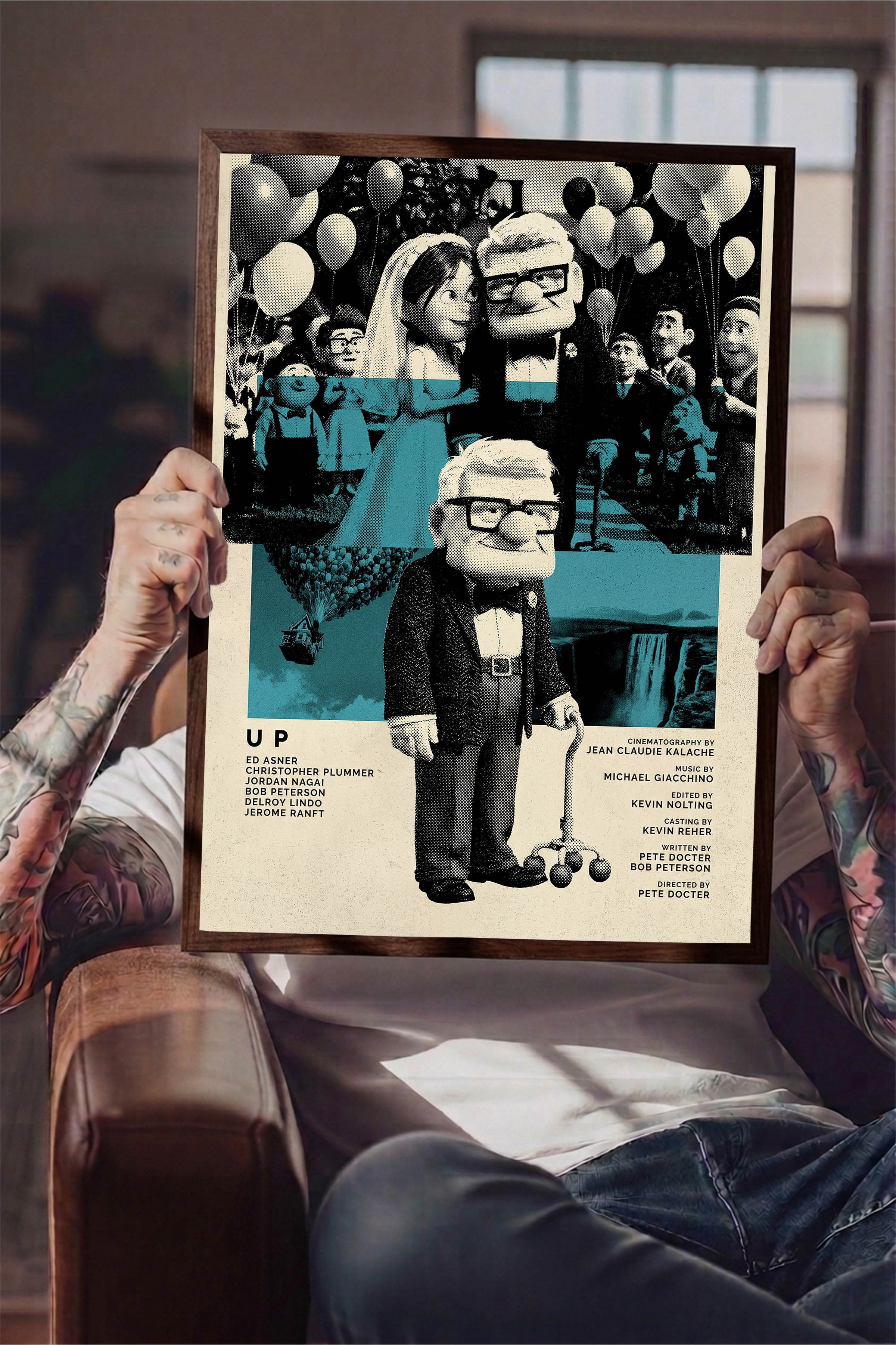 Up Kahverengi Çerçeveli Poster, Sinema ve Dizi Tablo, Film Dizi Afişleri NO:112818