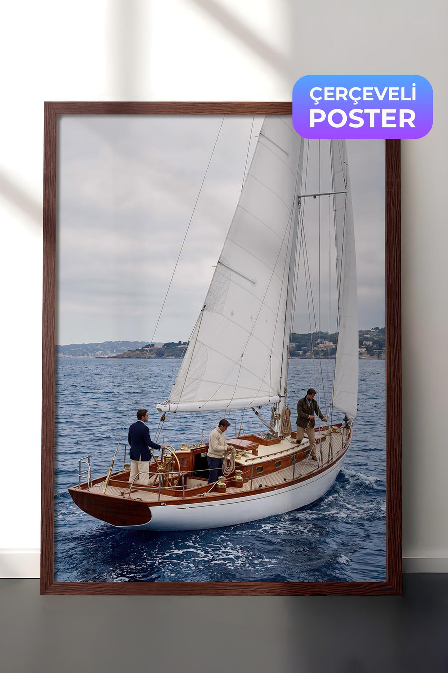 Tekne Manzarası Old Money Tasarımlar Poster – Kahverengi Çerçeveli Tablo